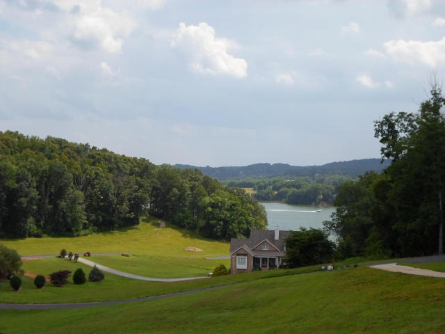Fabulous view of the Loudoun Lake at Driftwood Estates community in Louisville, TN
