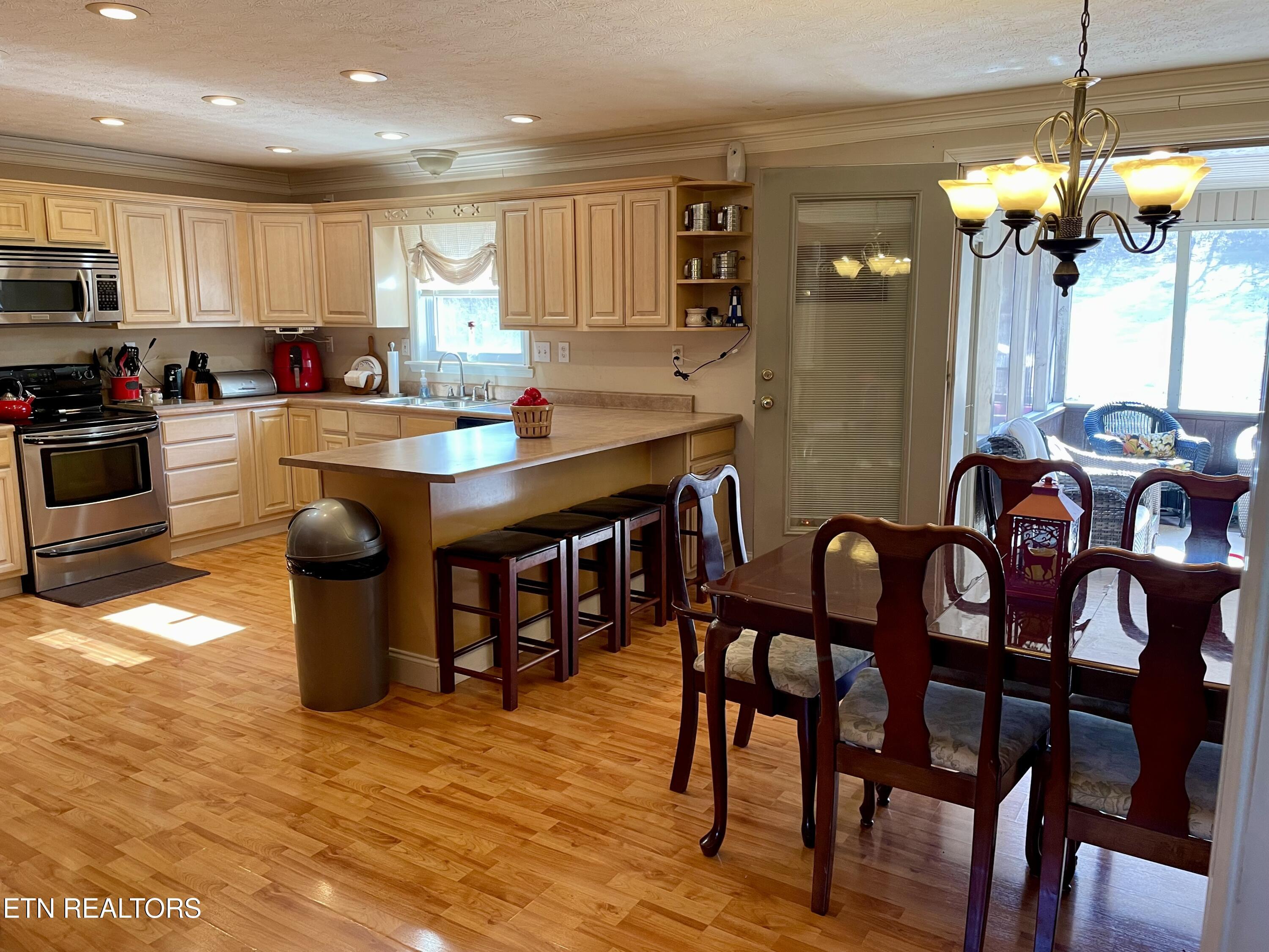 3415 Lakeshore Church Rd, Louisville, TN - Fort Loudoun and Tellico Lake Real Estate - Image# 7