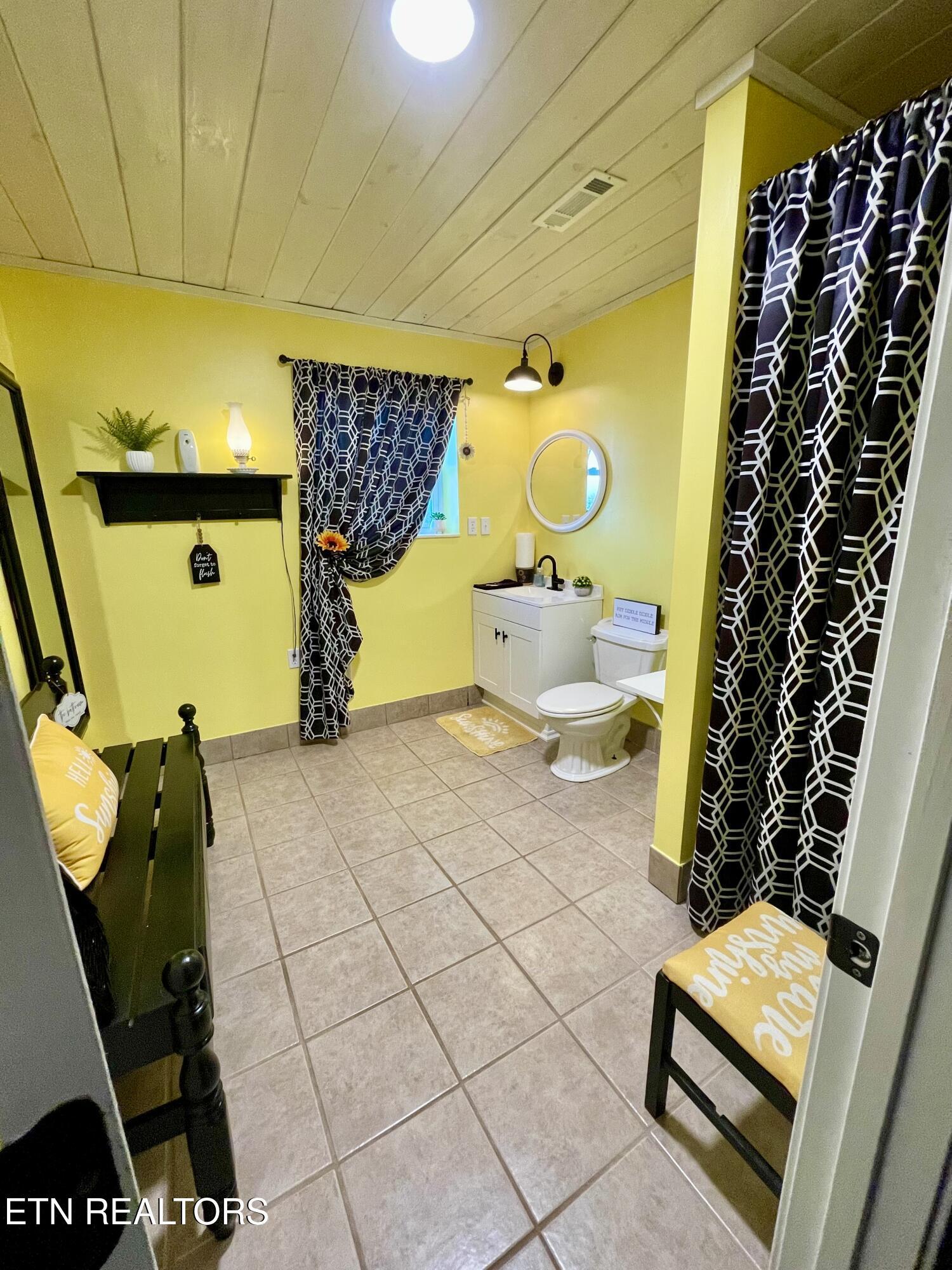 3415 Lakeshore Church Rd, Louisville, TN - Fort Loudoun and Tellico Lake Real Estate - Image# 37