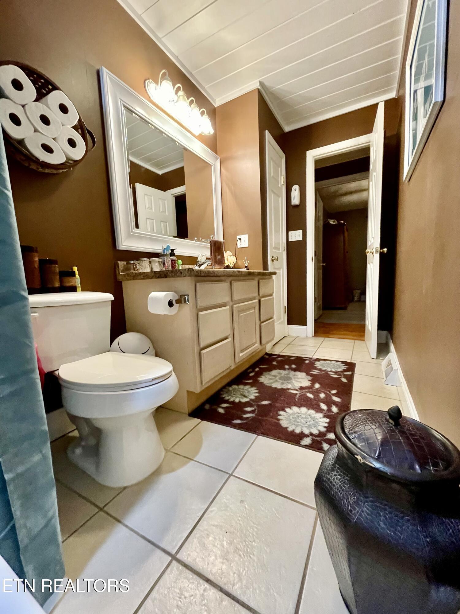 3415 Lakeshore Church Rd, Louisville, TN - Fort Loudoun and Tellico Lake Real Estate - Image# 24