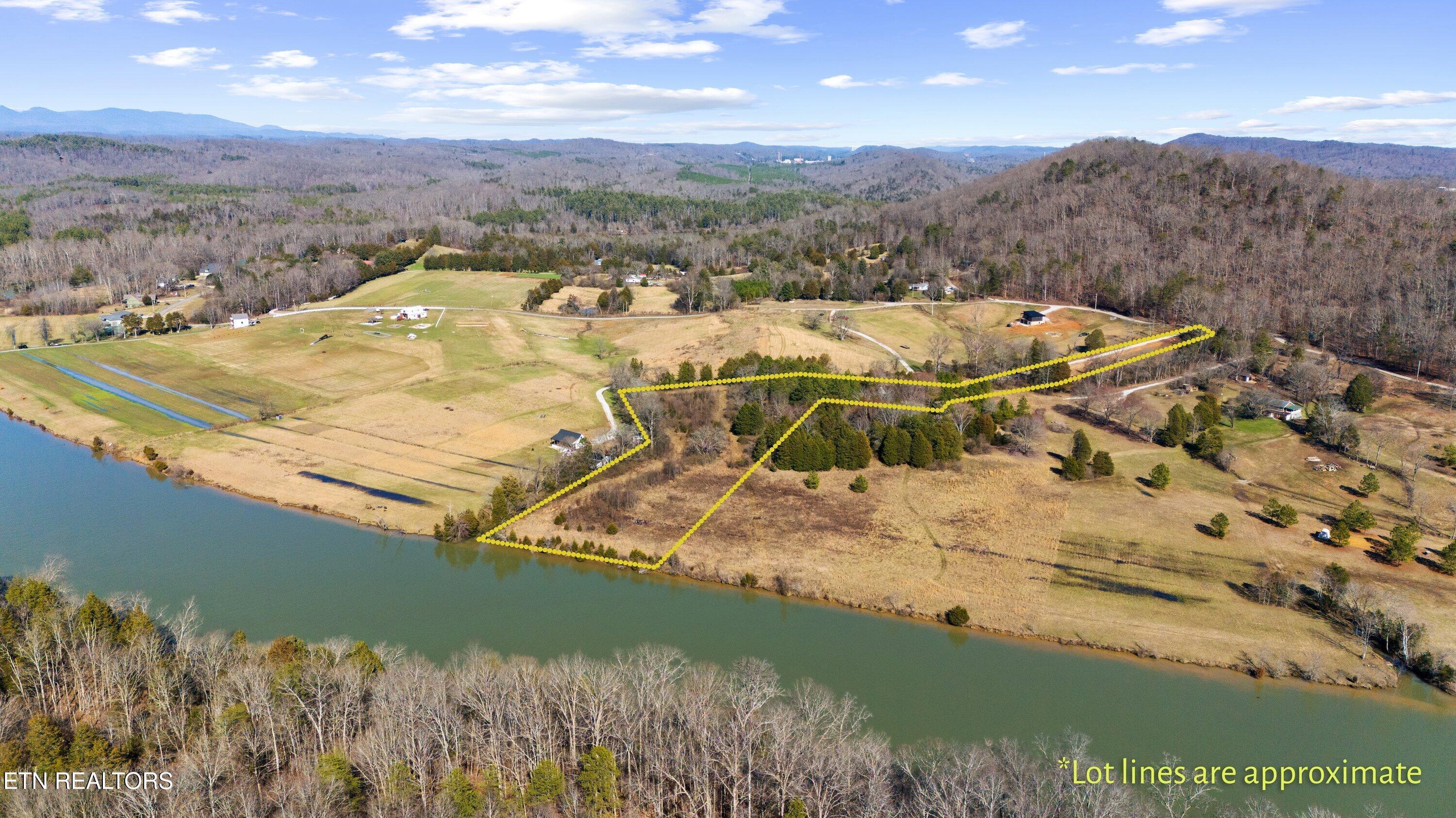 331 Blackburn Lane, Lenoir City, TN - Fort Loudoun and Tellico Lake Real Estate - Image# 2