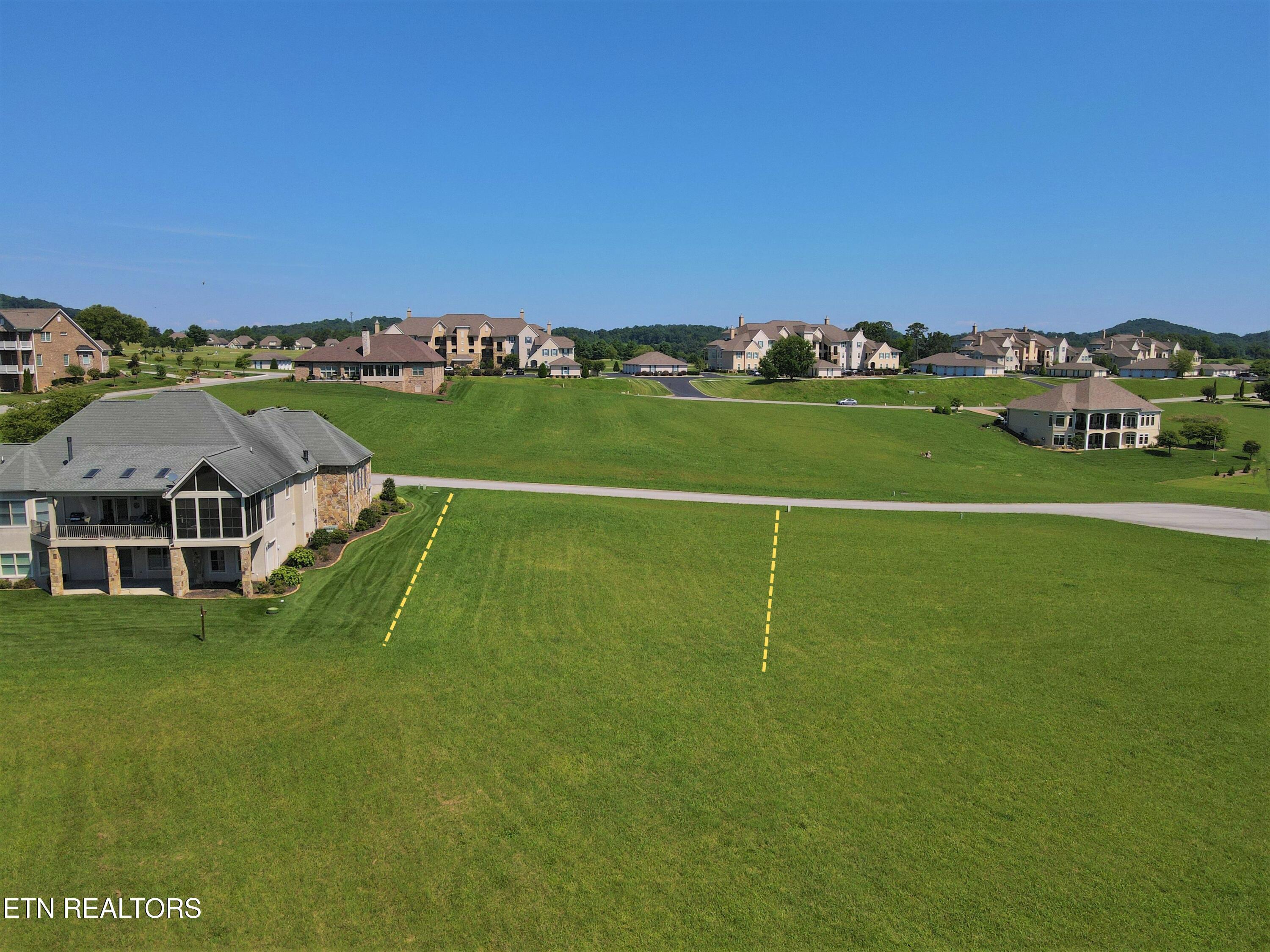 220 Gold Finch Lane, Vonore, TN - Fort Loudoun and Tellico Lake Real Estate - Image# 1