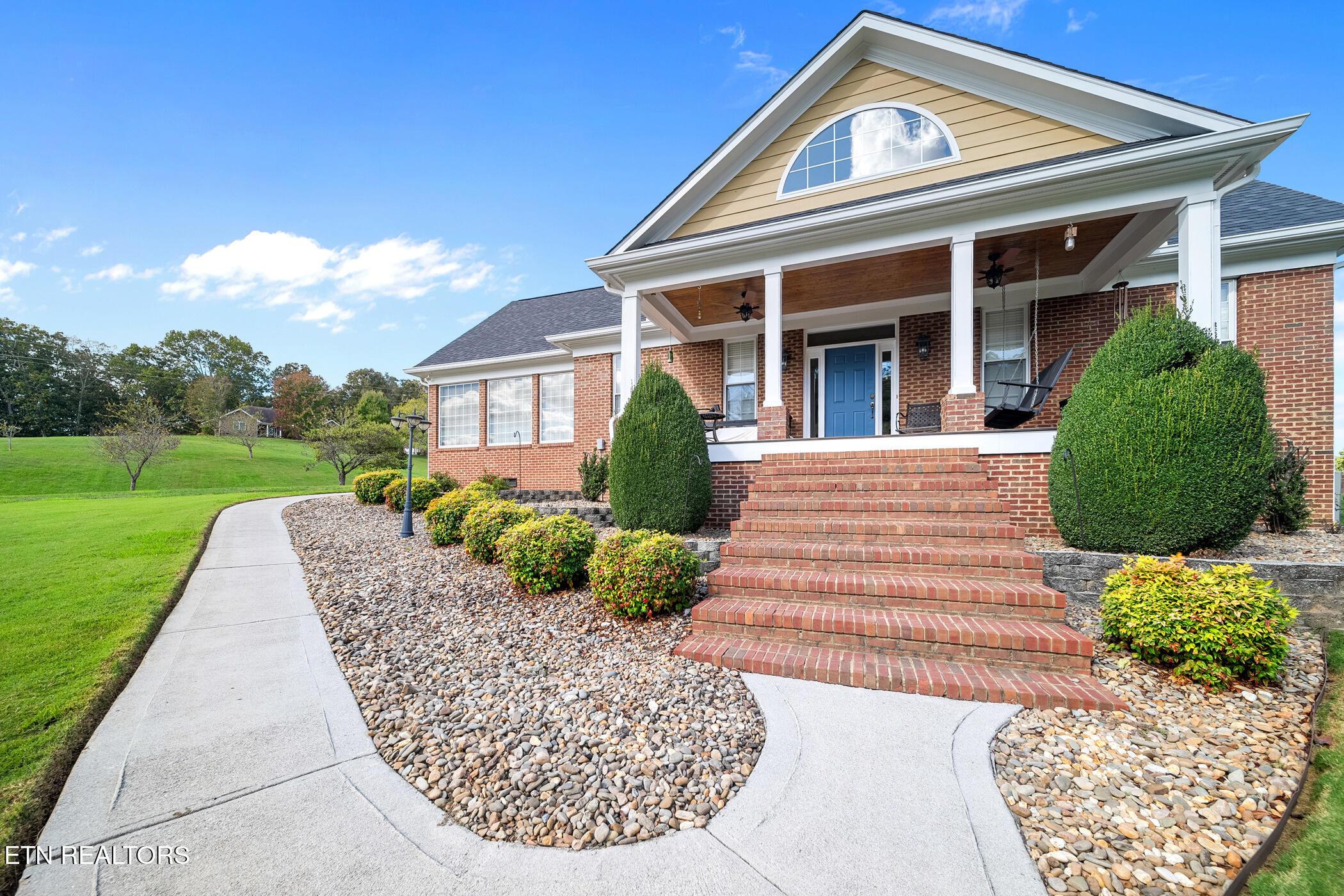 111 & 121 Riesling Court, Loudon, TN - Fort Loudoun and Tellico Lake Real Estate - Image# 1