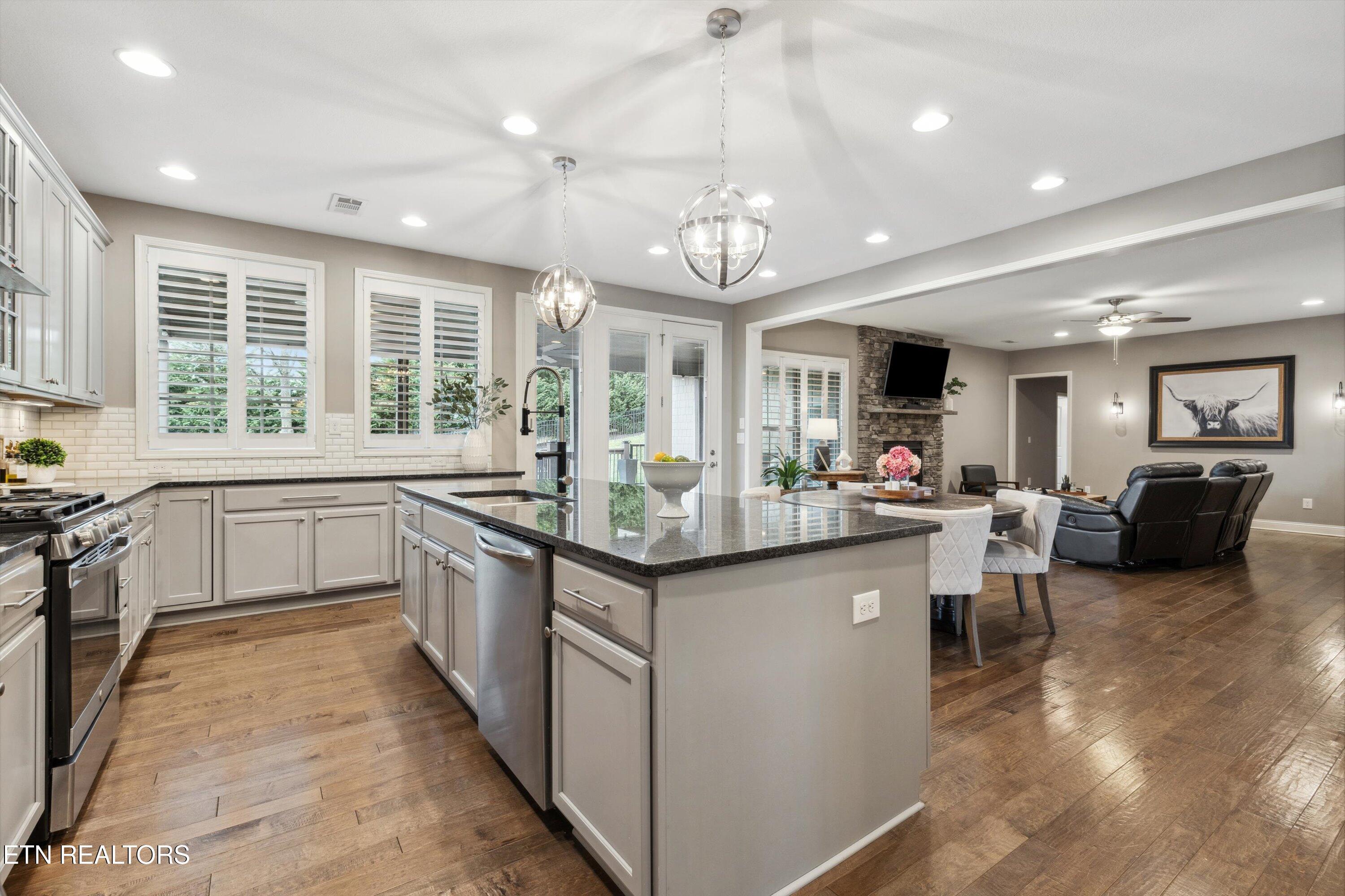 1614 Charlottesville Blvd, Knoxville, TN - Fort Loudoun and Tellico Lake Real Estate - Image# 12