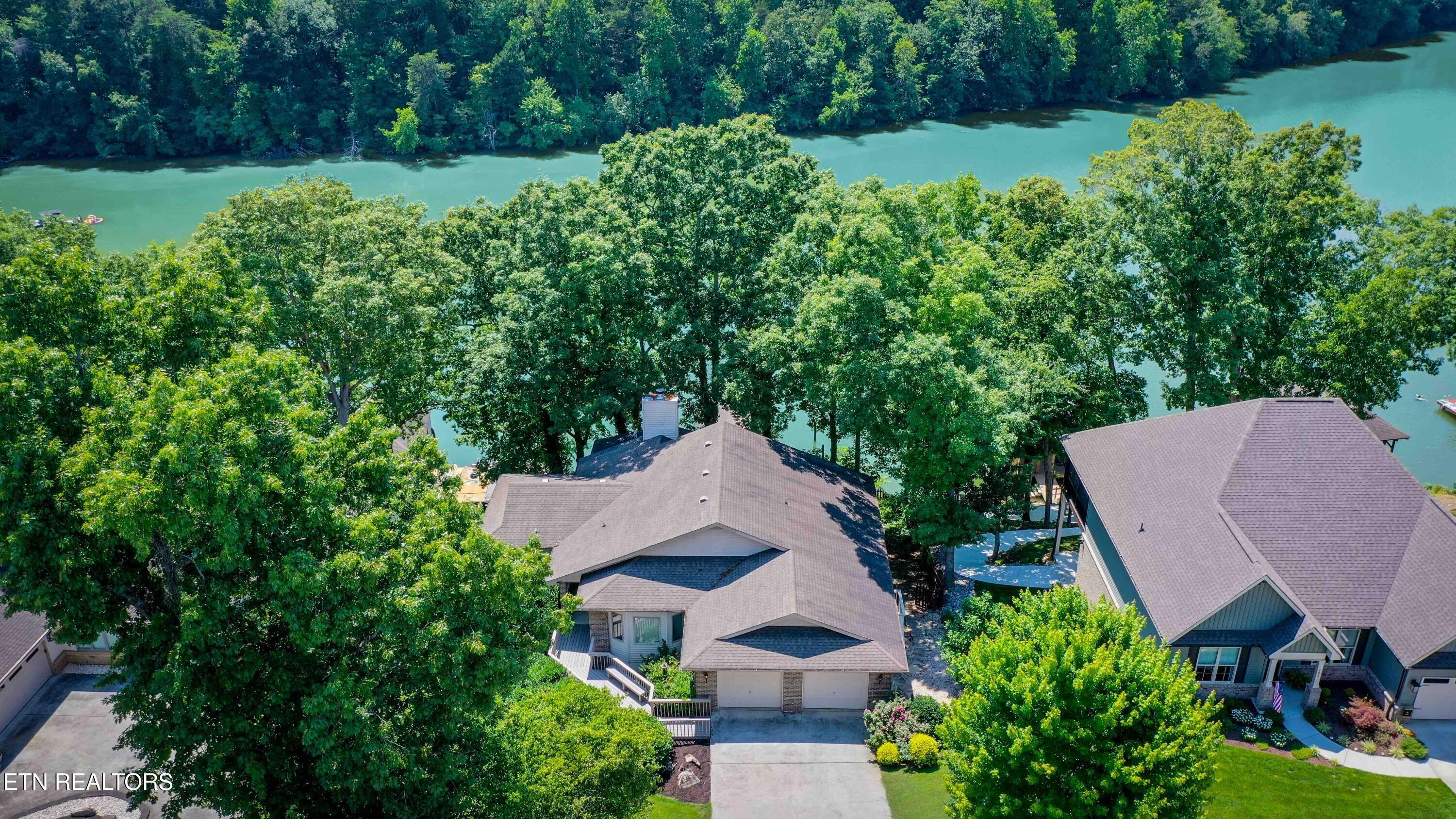 180 Oonoga Way, Loudon, TN - Fort Loudoun and Tellico Lake Real Estate - Image# 1