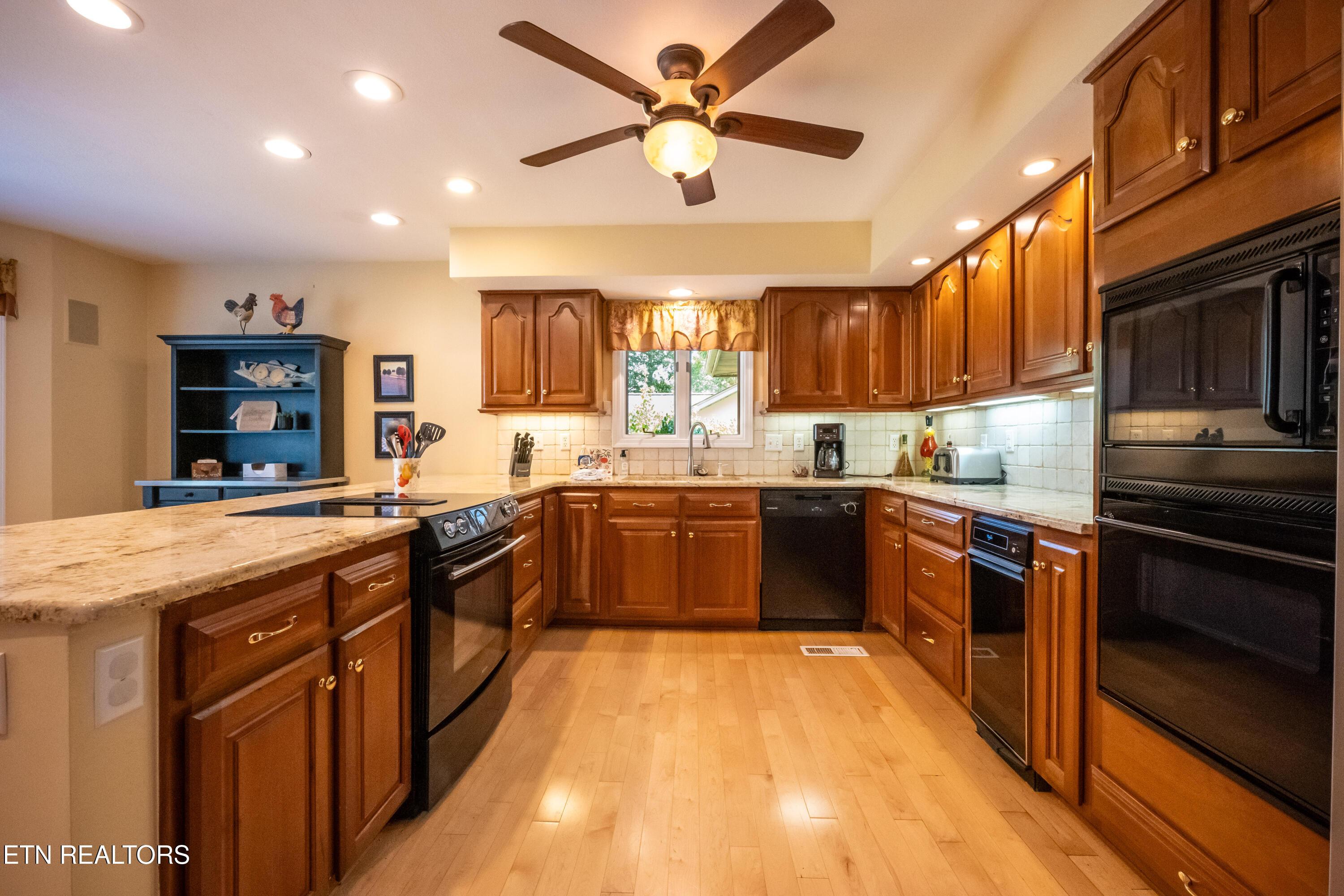 180 Oonoga Way, Loudon, TN - Fort Loudoun and Tellico Lake Real Estate - Image# 7