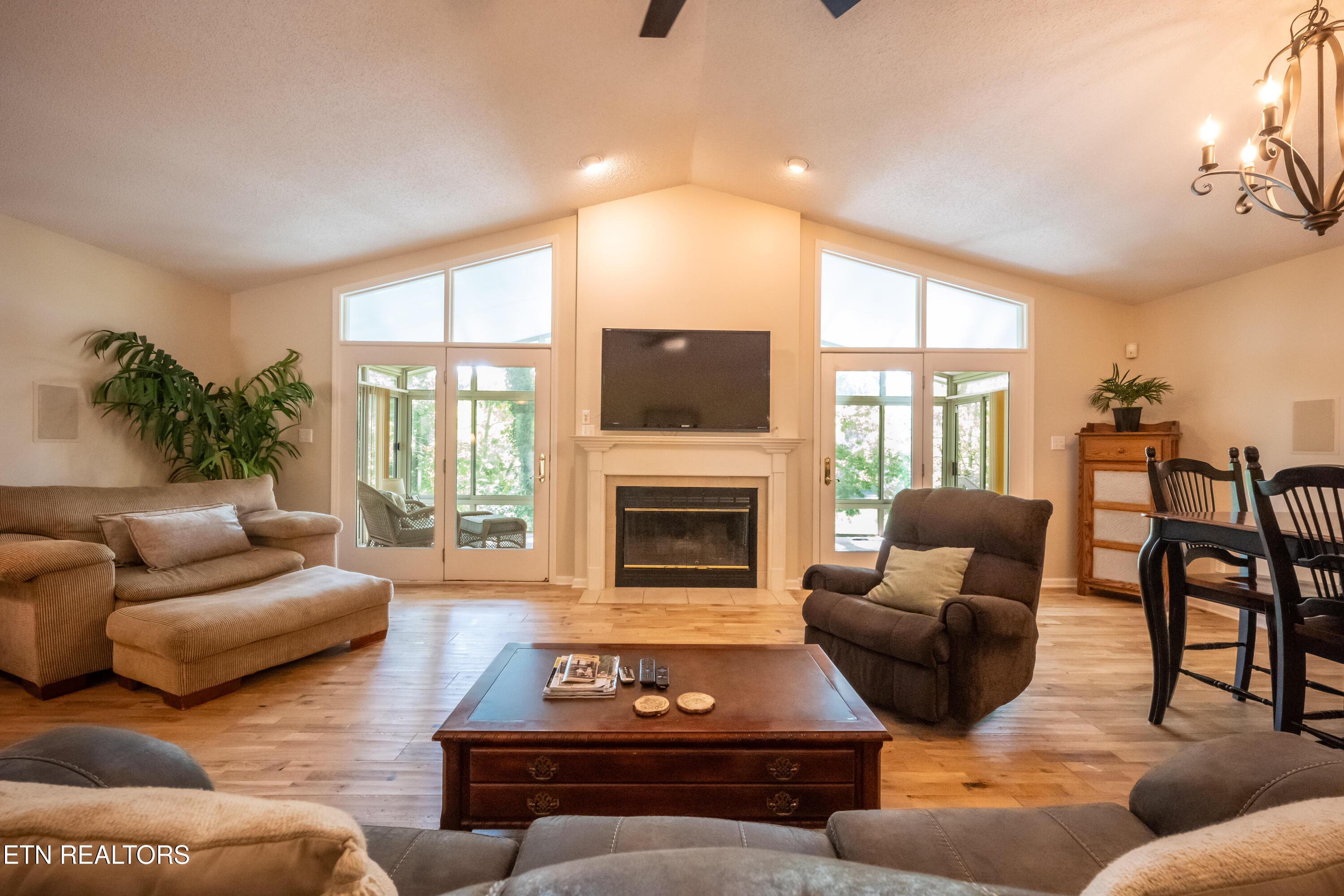 180 Oonoga Way, Loudon, TN - Fort Loudoun and Tellico Lake Real Estate - Image# 3