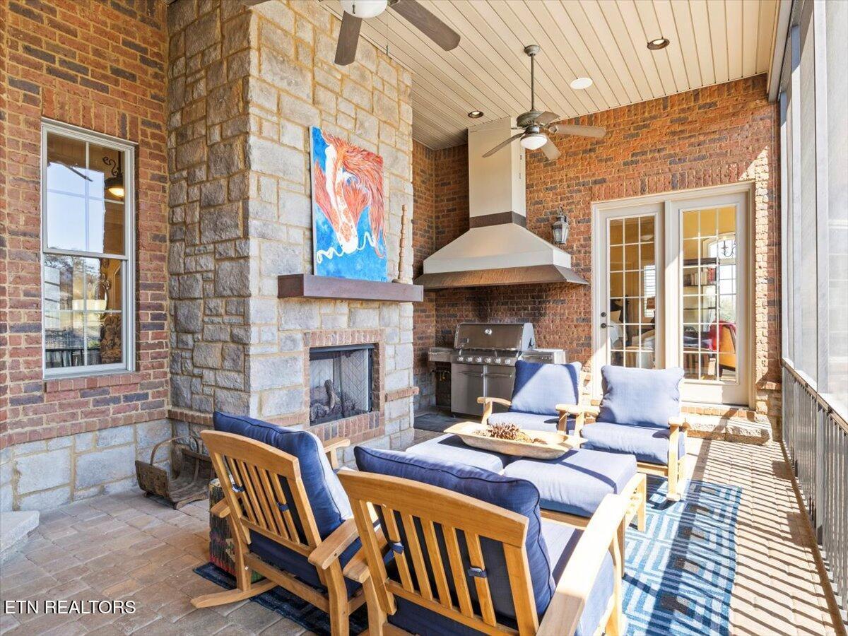 3755 Promontory Point, Louisville, TN - Fort Loudoun and Tellico Lake Real Estate - Image# 22