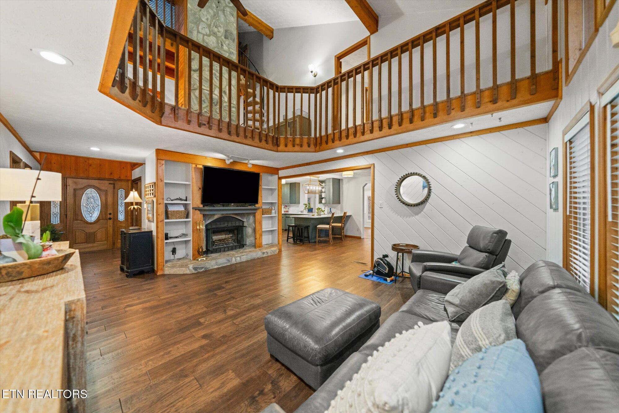 2092 Lakewood Drive, Loudon, TN - Fort Loudoun and Tellico Lake Real Estate - Image# 10