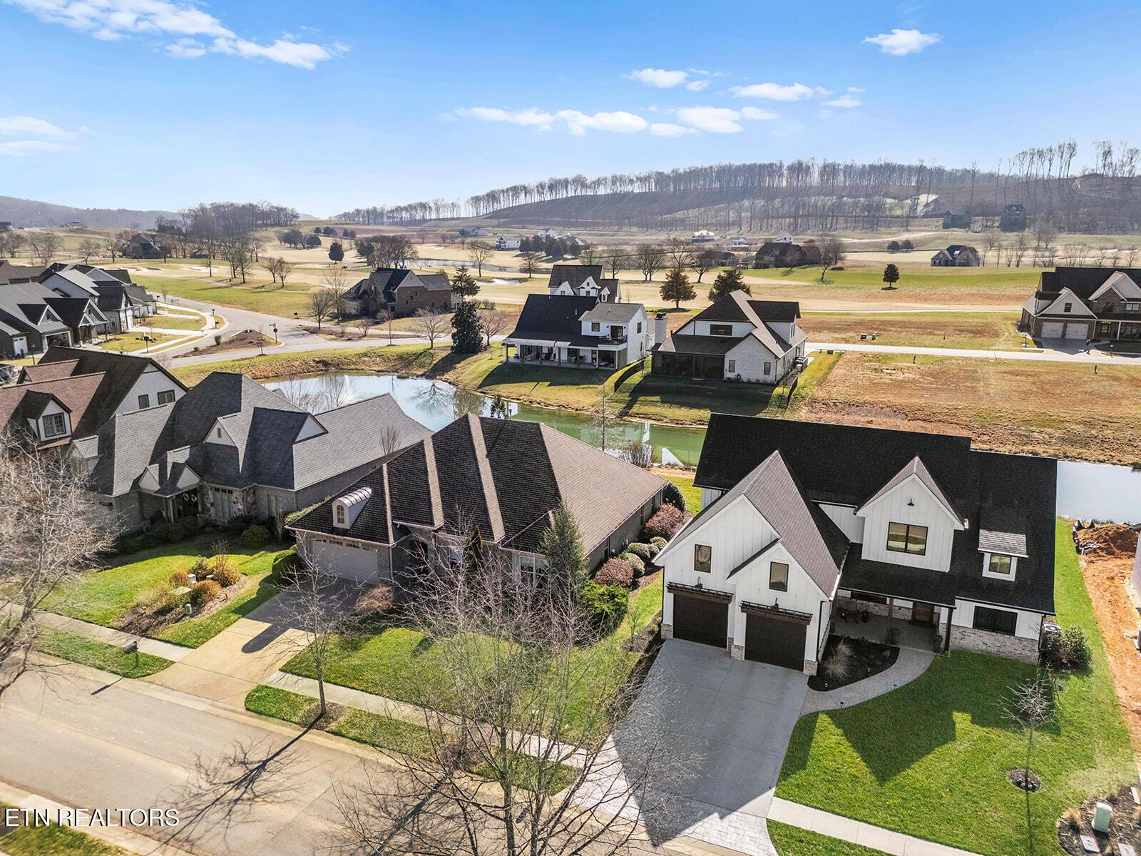 752 Ironwood Lane, Loudon, TN - Fort Loudoun and Tellico Lake Real Estate - Image# 3