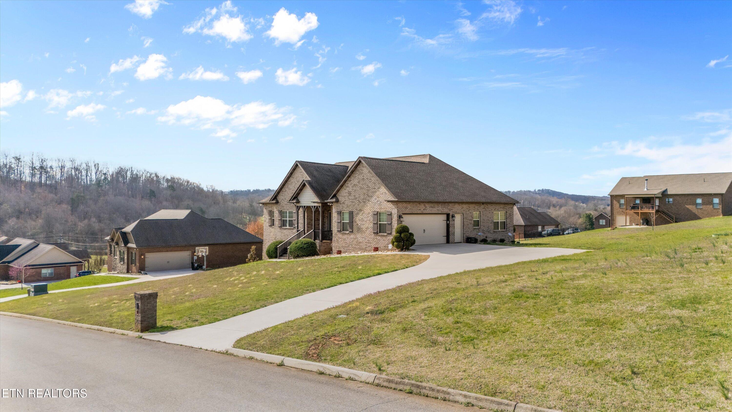 2827 Sagegrass Drive, Louisville, TN - Fort Loudoun and Tellico Lake Real Estate - Image# 2