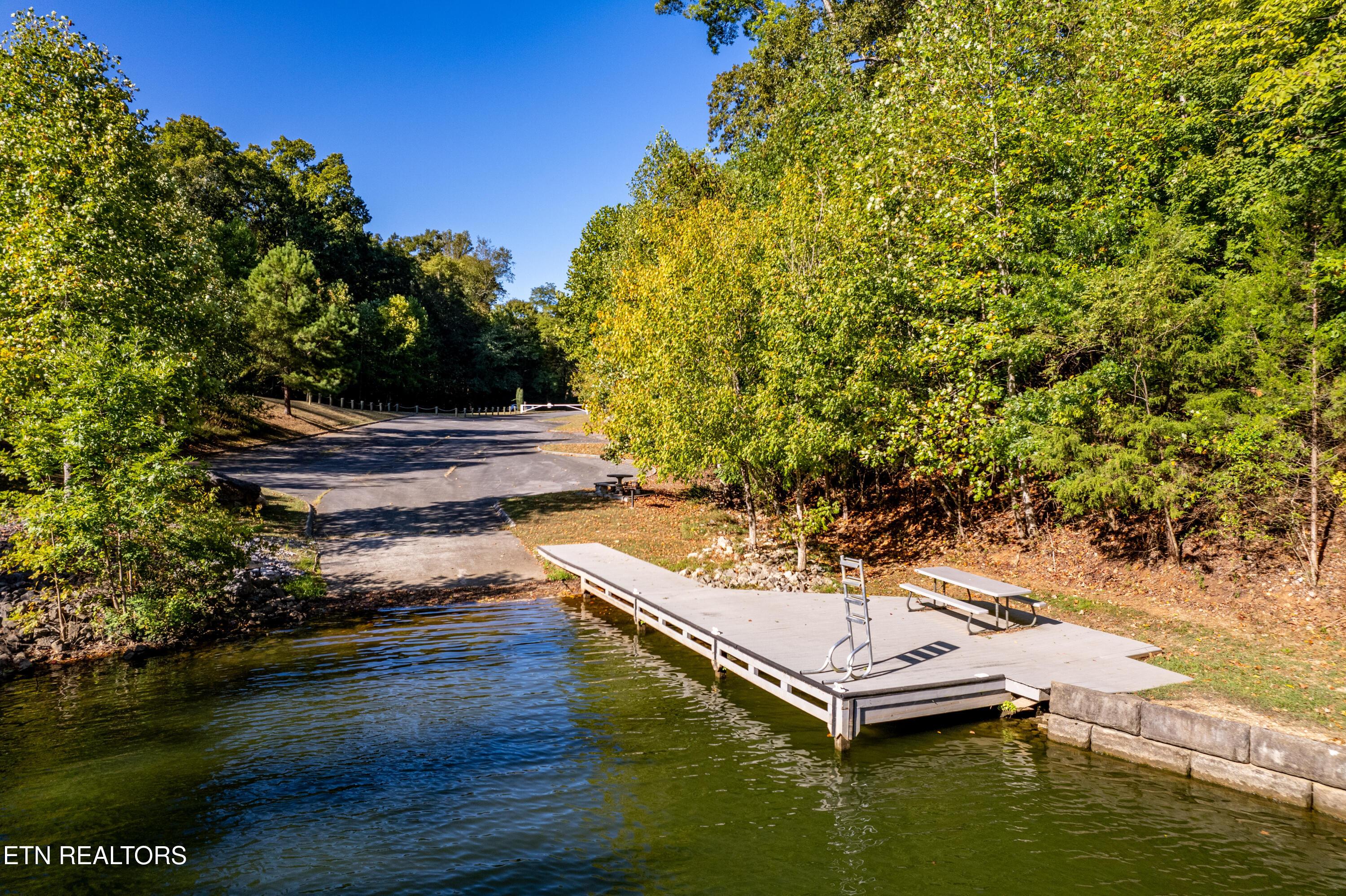 110 Vineyard Cove Drive, Loudon, TN - Fort Loudoun and Tellico Lake Real Estate - Image# 3