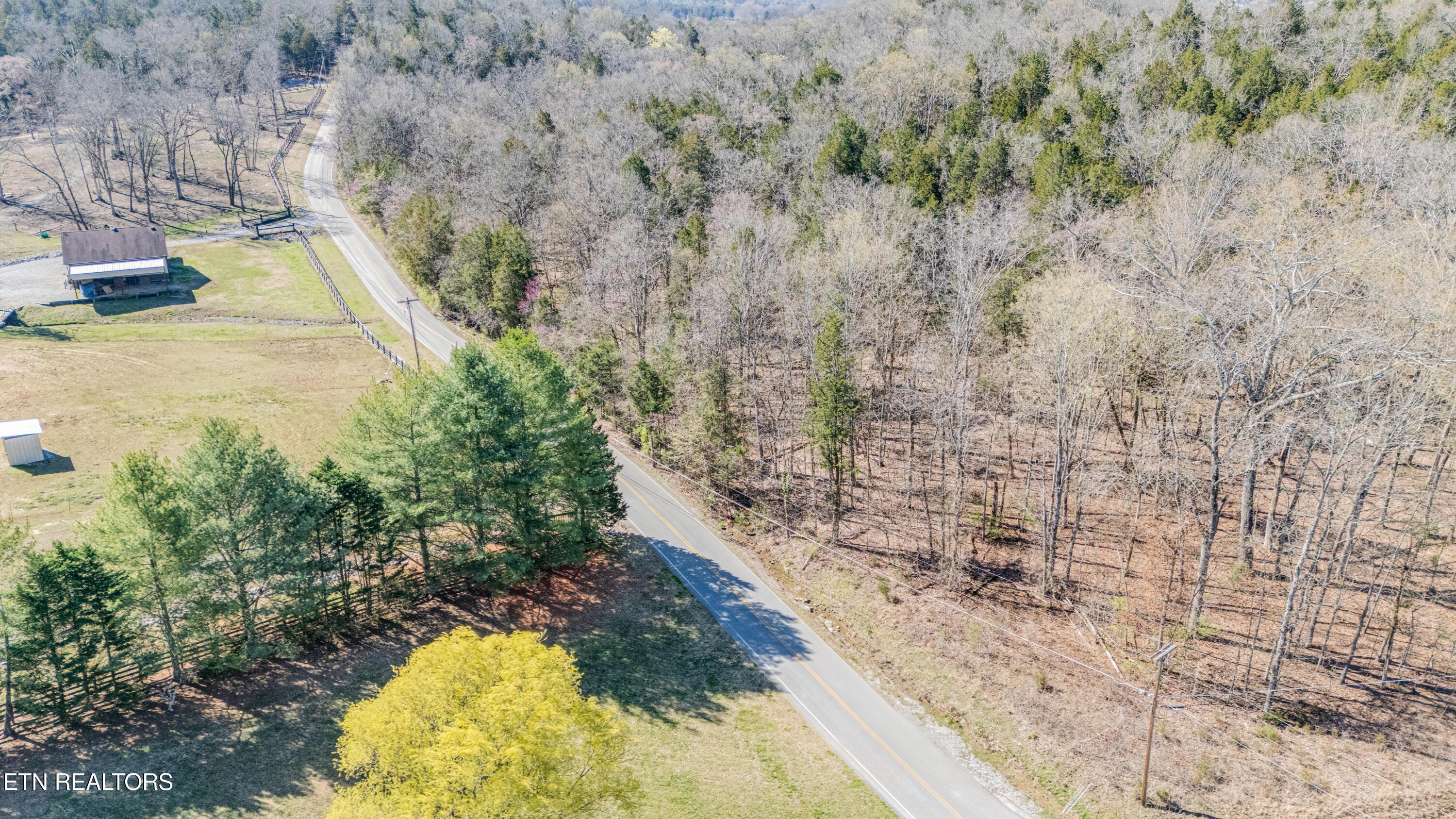 3725 Haven Hill Rd, Louisville, TN - Fort Loudoun and Tellico Lake Real Estate - Image# 4