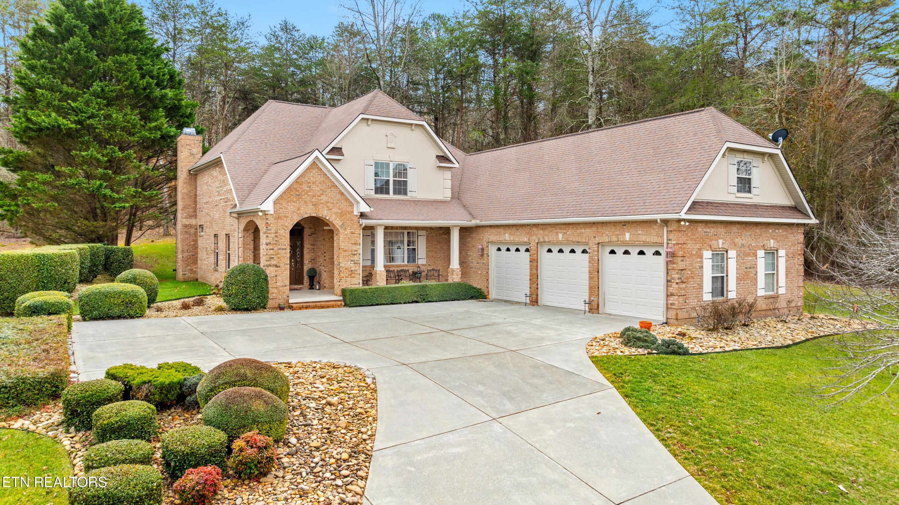725 Wood Duck Drive, Vonore, TN - Fort Loudoun and Tellico Lake Real Estate - Image# 1