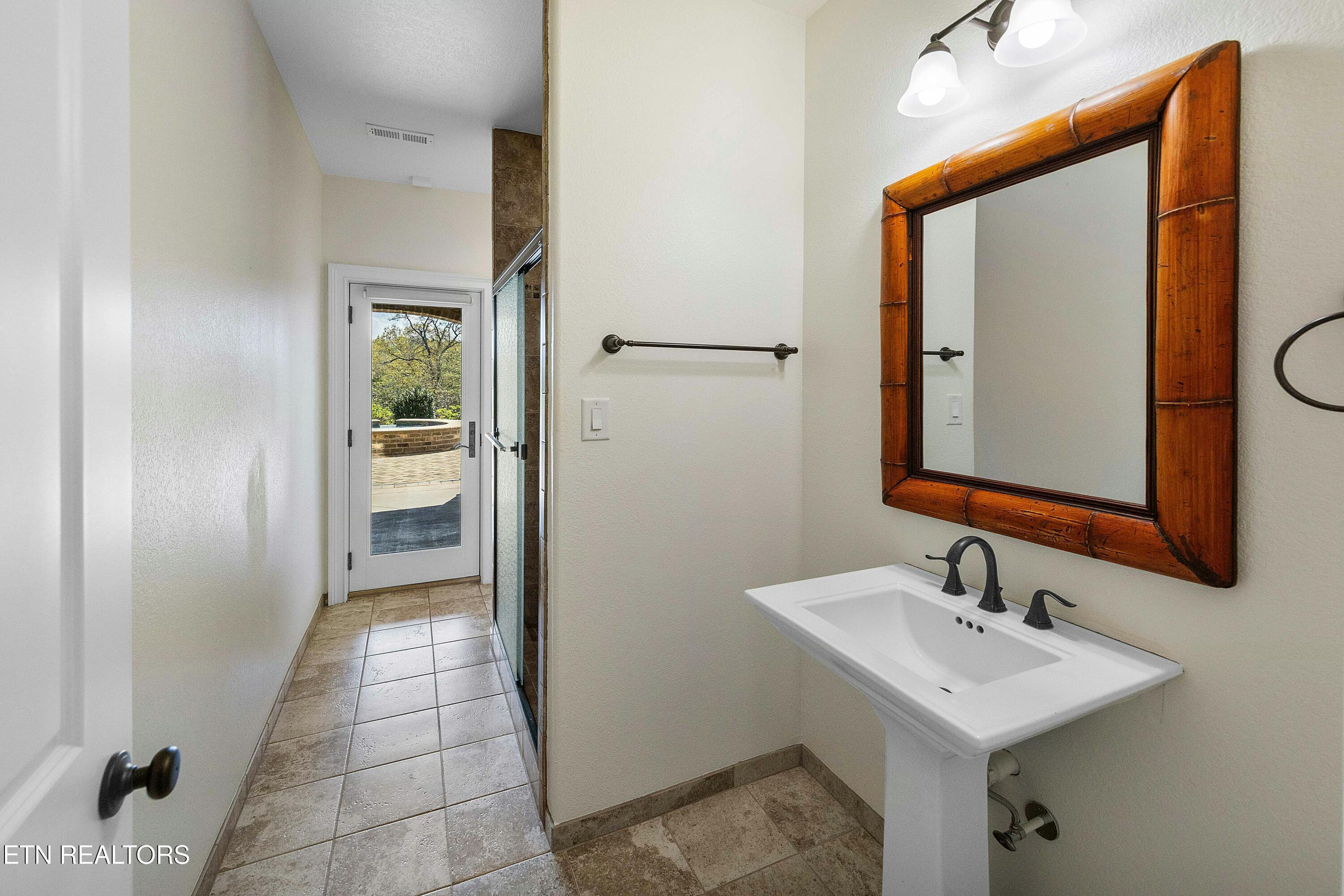 3111 Choto Highlands Way, Knoxville, TN - Fort Loudoun and Tellico Lake Real Estate - Image# 32