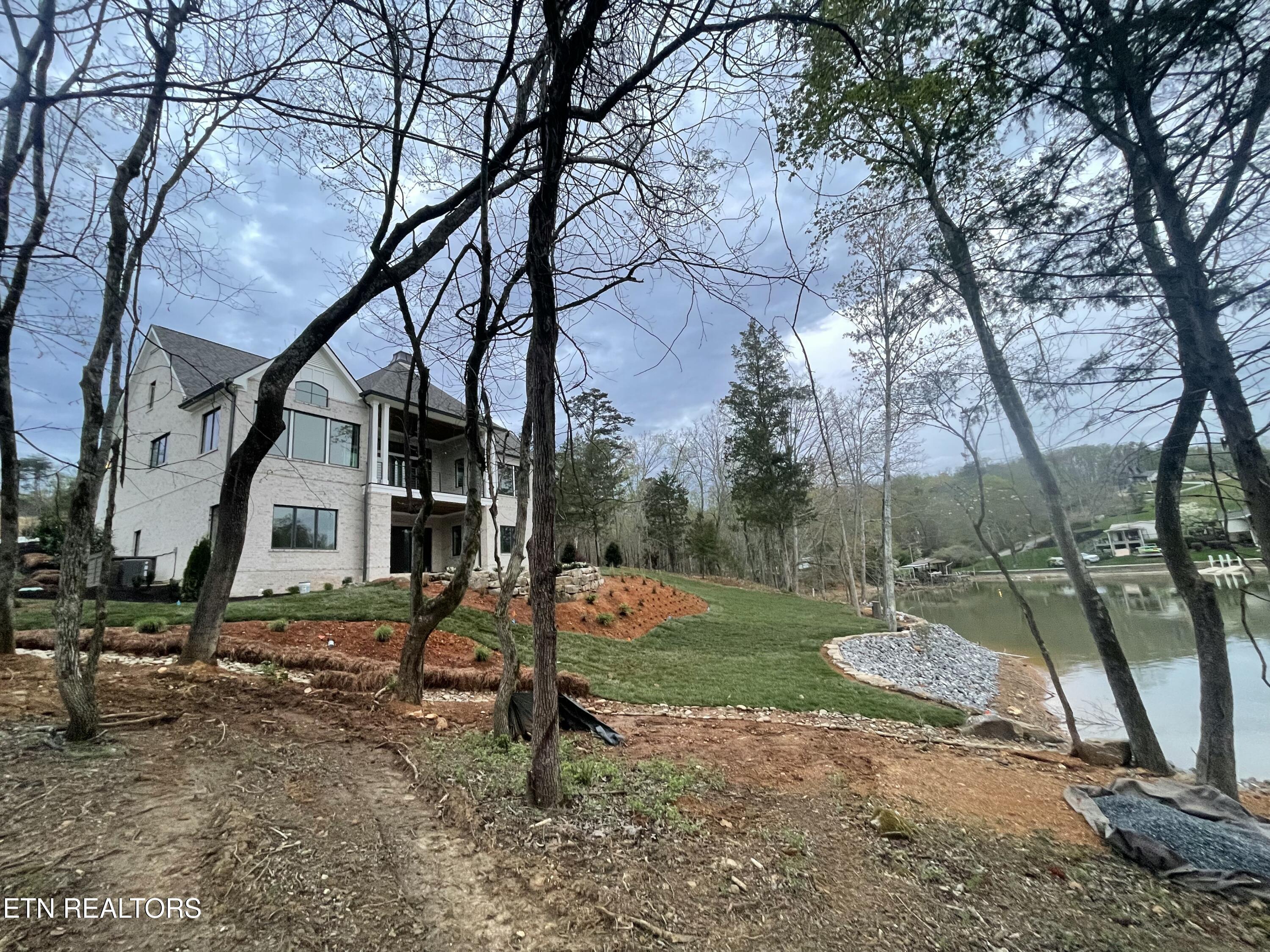 1860 N Wilkerson Rd, Knoxville, TN - Fort Loudoun and Tellico Lake Real Estate - Image# 13