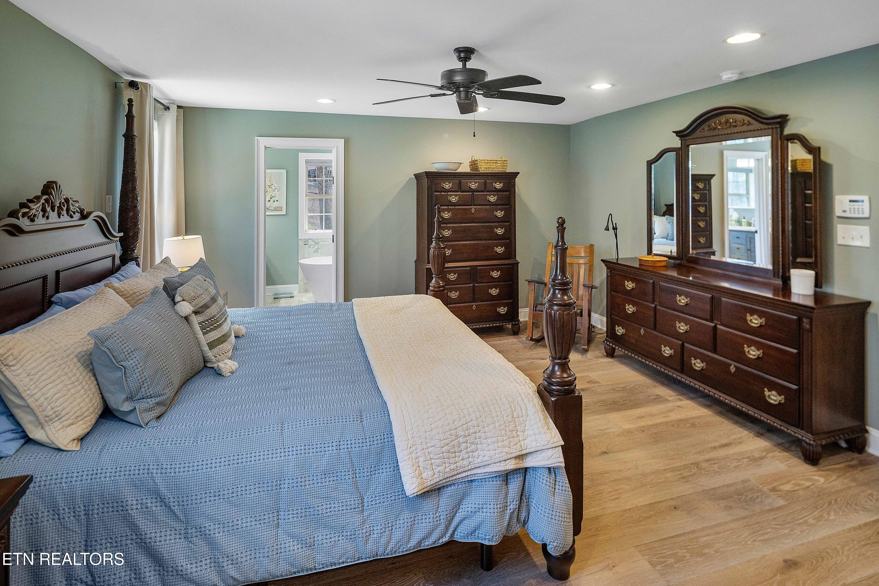 202 Spring View Drive, Lenoir City, TN - Fort Loudoun and Tellico Lake Real Estate - Image# 13