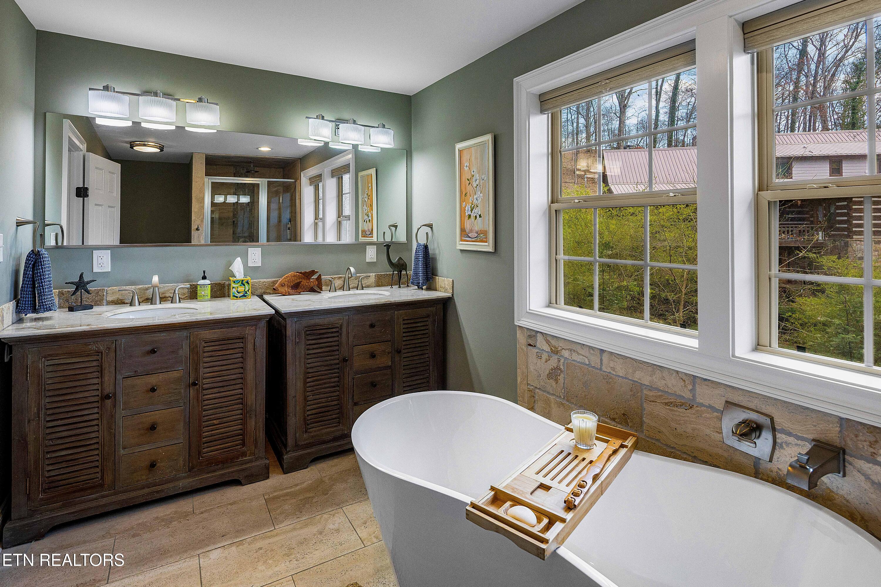 202 Spring View Drive, Lenoir City, TN - Fort Loudoun and Tellico Lake Real Estate - Image# 17
