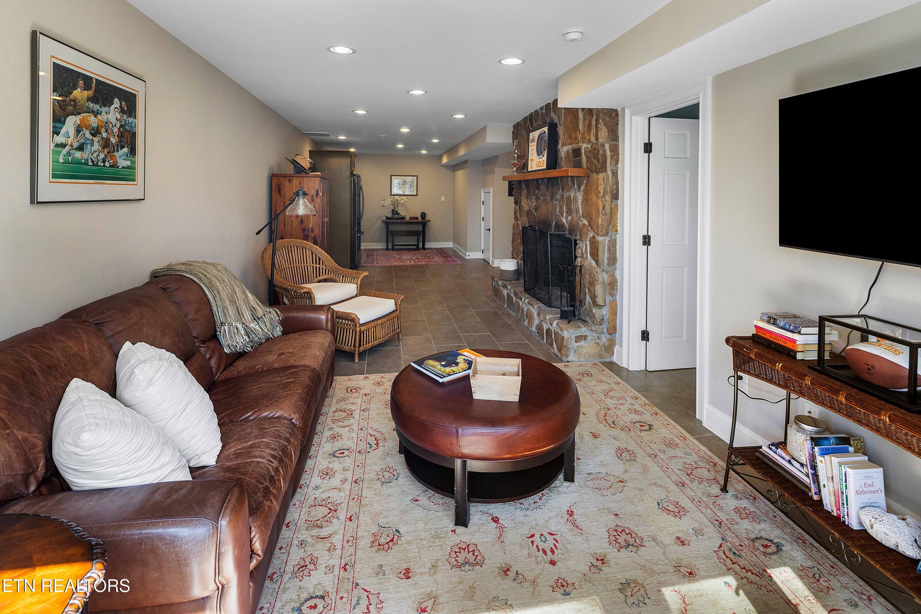 202 Spring View Drive, Lenoir City, TN - Fort Loudoun and Tellico Lake Real Estate - Image# 9