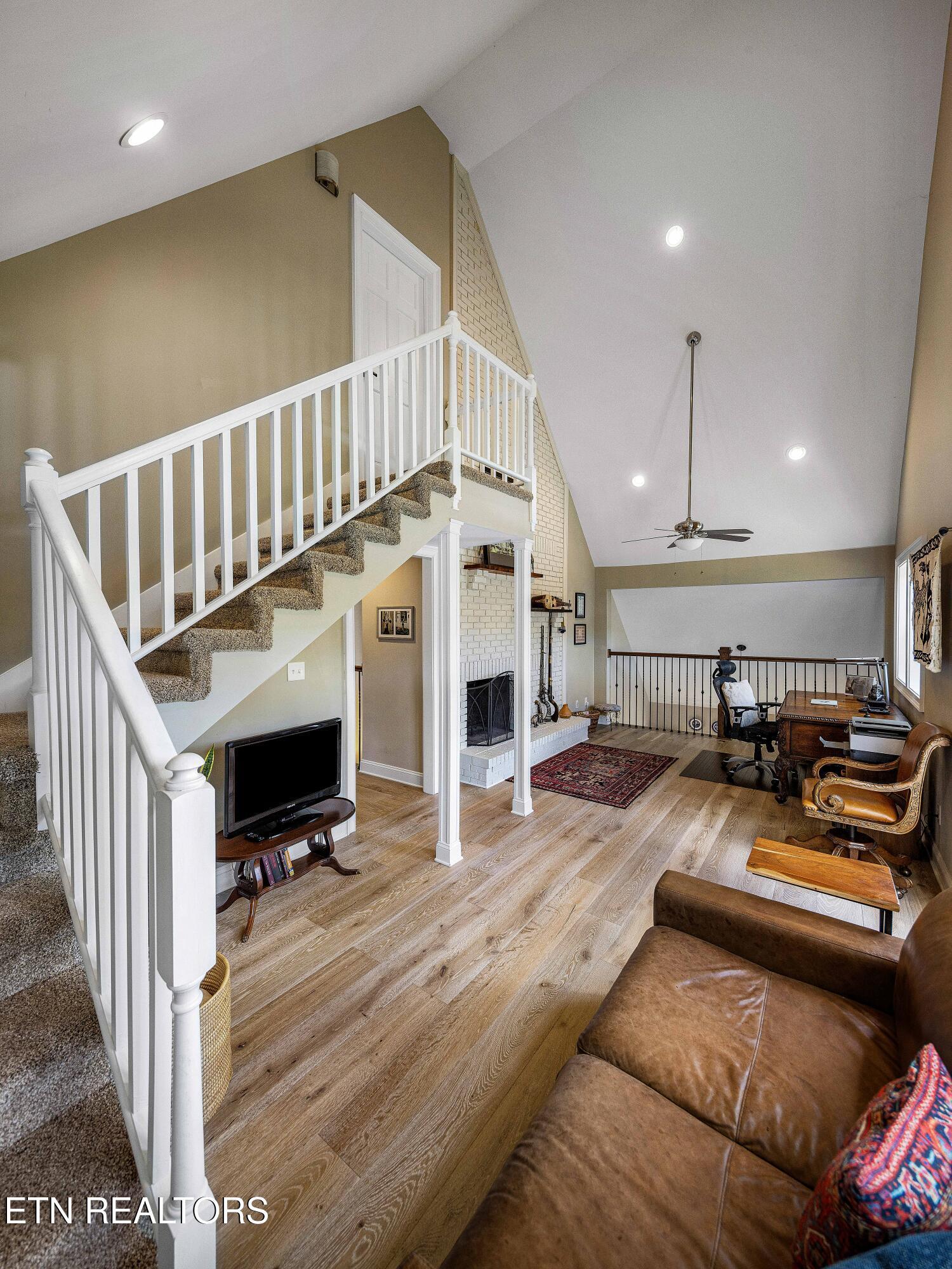 202 Spring View Drive, Lenoir City, TN - Fort Loudoun and Tellico Lake Real Estate - Image# 8
