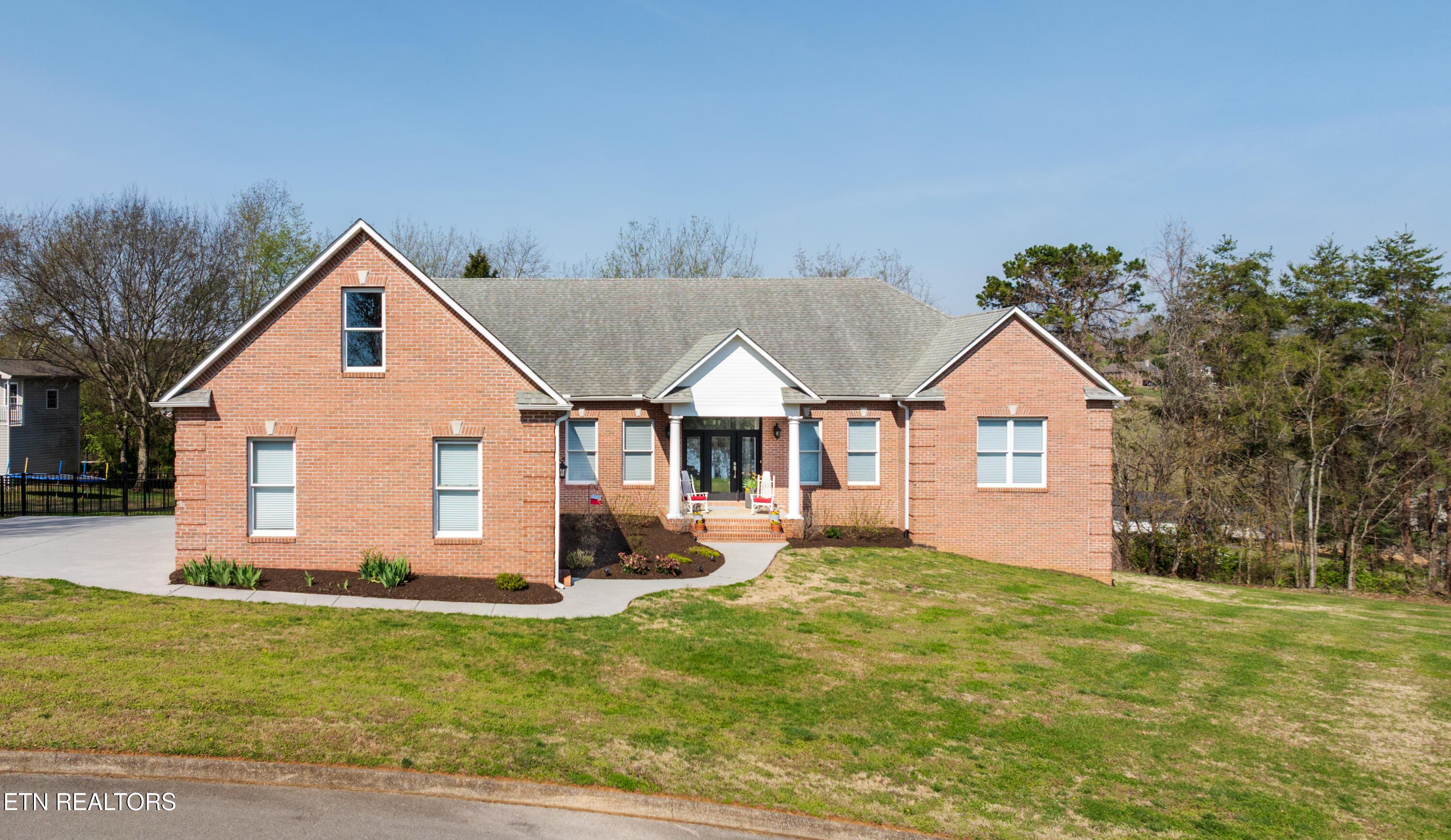 3962 Logans Landing Circle, Louisville, TN - Fort Loudoun and Tellico Lake Real Estate - Image# 1