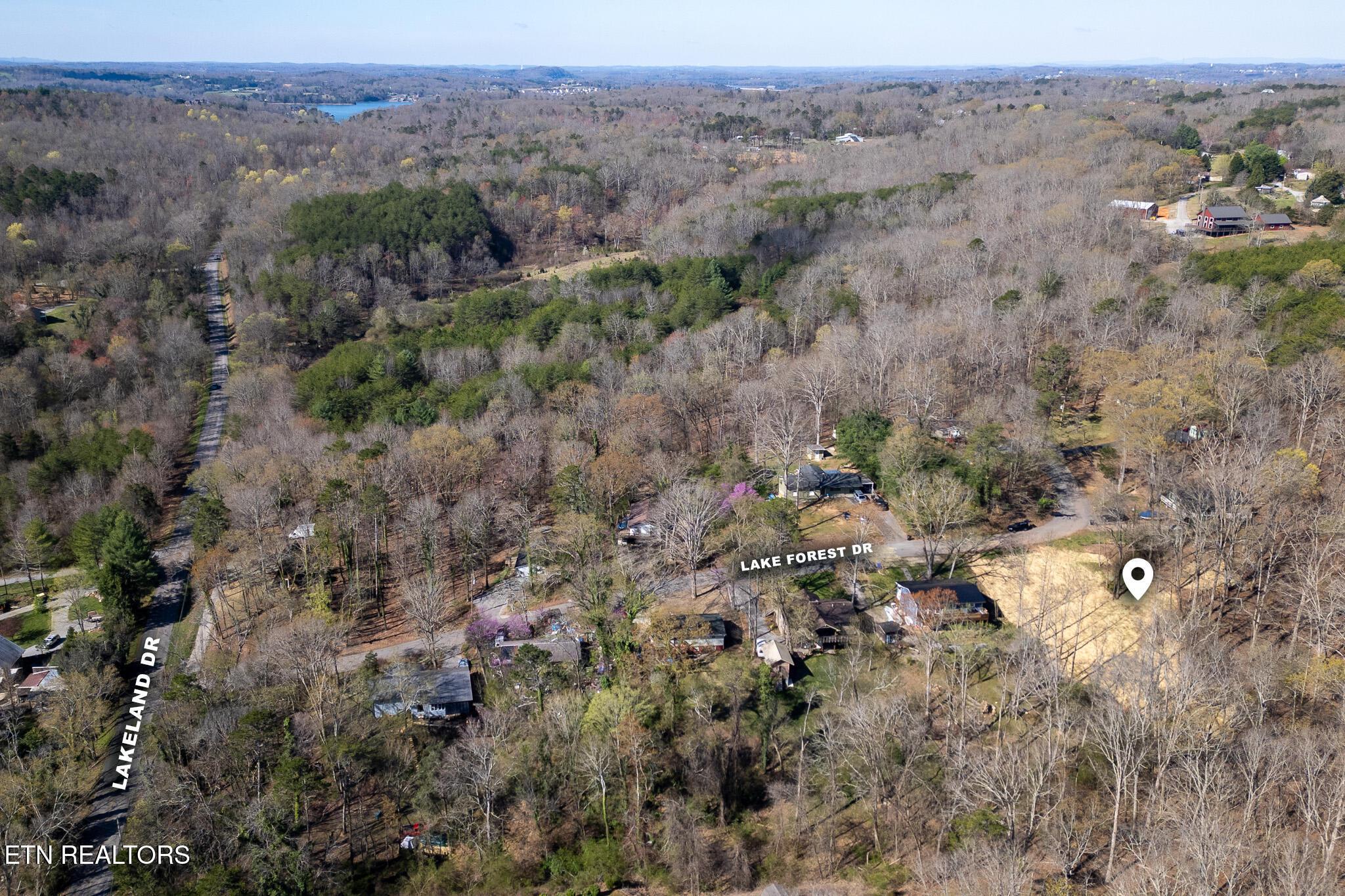 800 Lake Forest Drive, Lenoir City, TN - Fort Loudoun and Tellico Lake Real Estate - Image# 10
