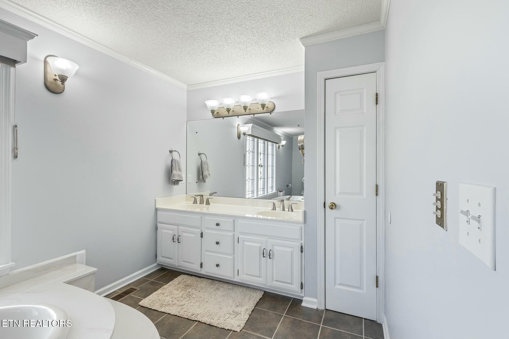 315 Tigitsi Way, Loudon, TN - Fort Loudoun and Tellico Lake Real Estate - Image# 19