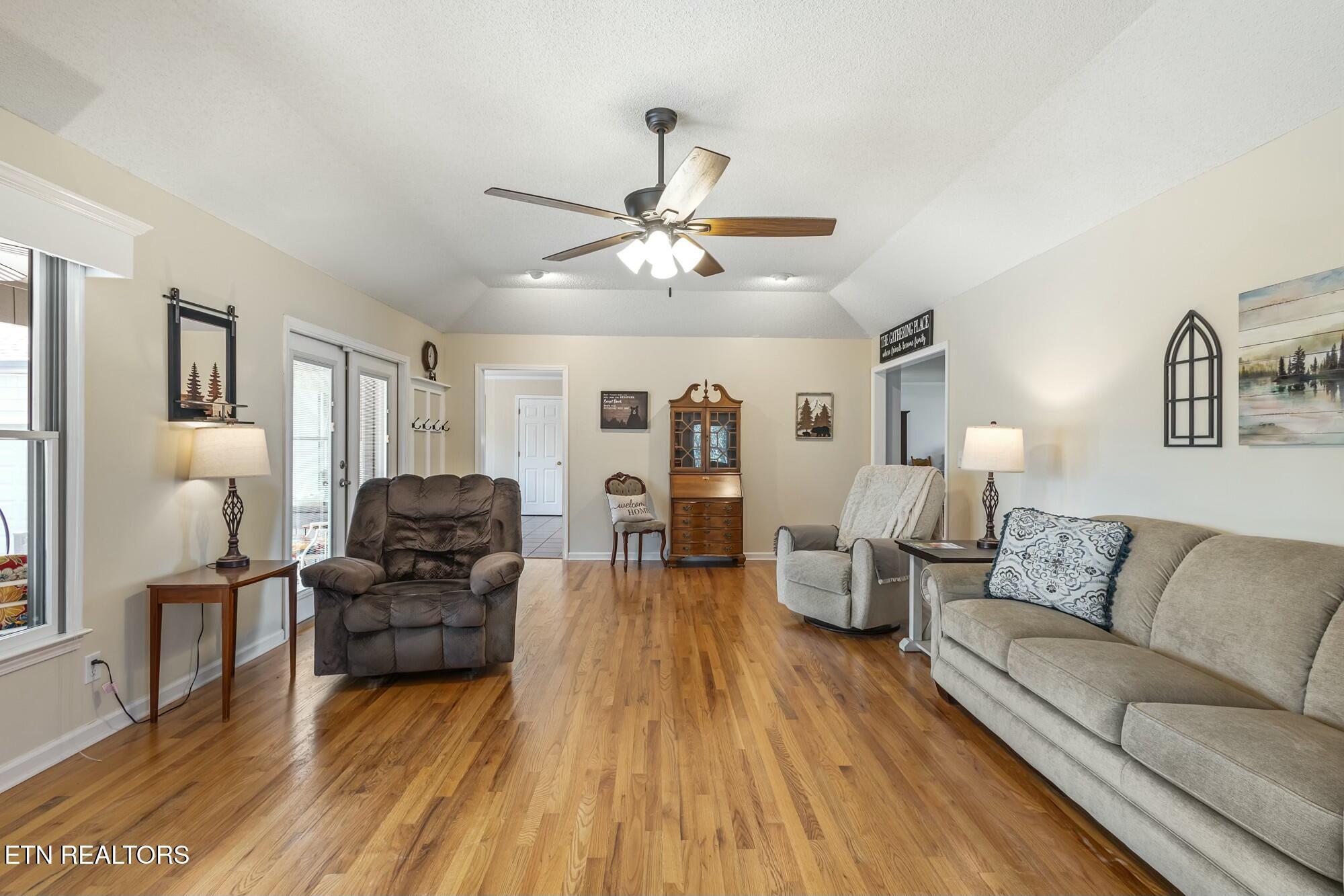 315 Tigitsi Way, Loudon, TN - Fort Loudoun and Tellico Lake Real Estate - Image# 5