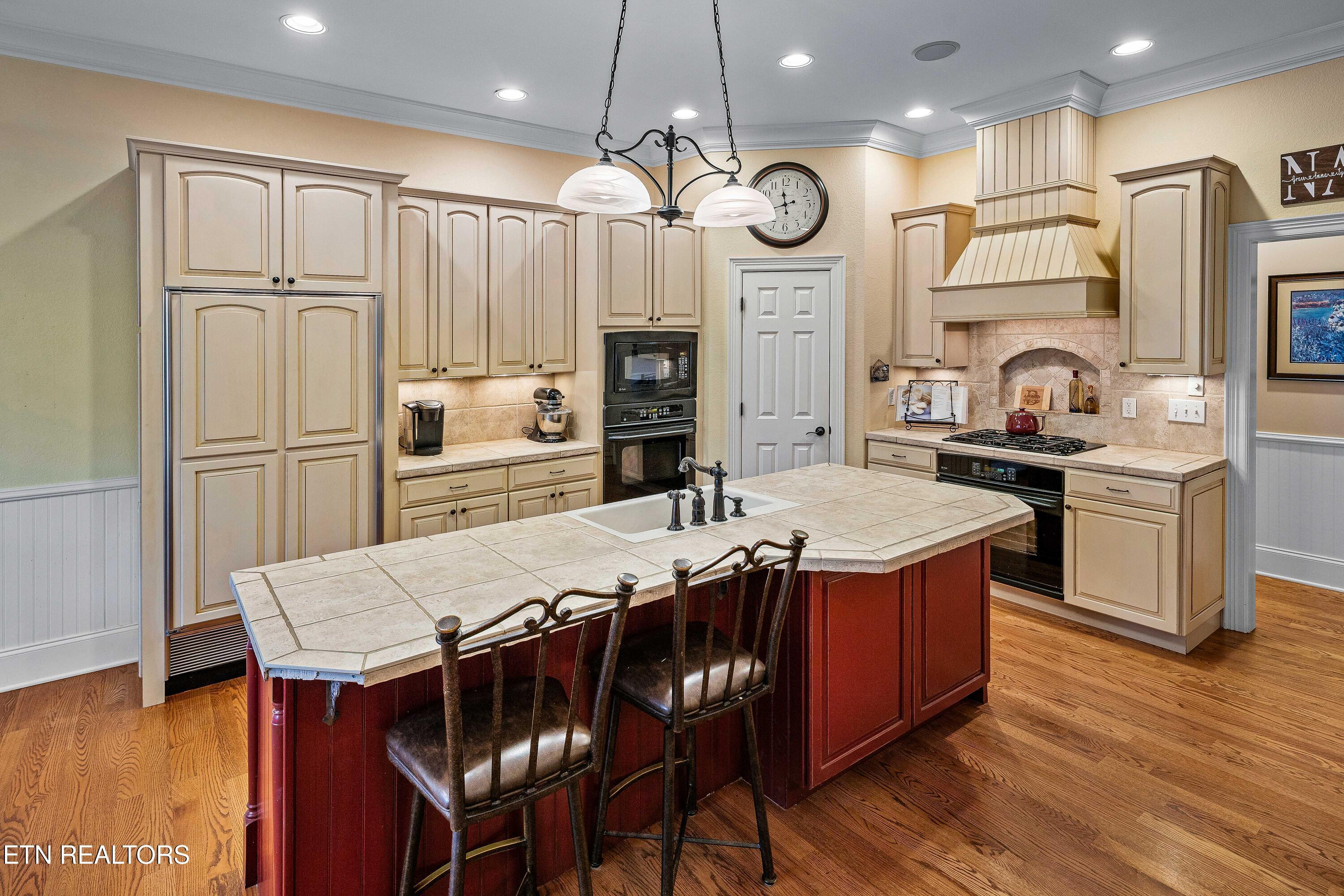 190 Lake Crest Drive, Lenoir City, TN - Fort Loudoun and Tellico Lake Real Estate - Image# 16