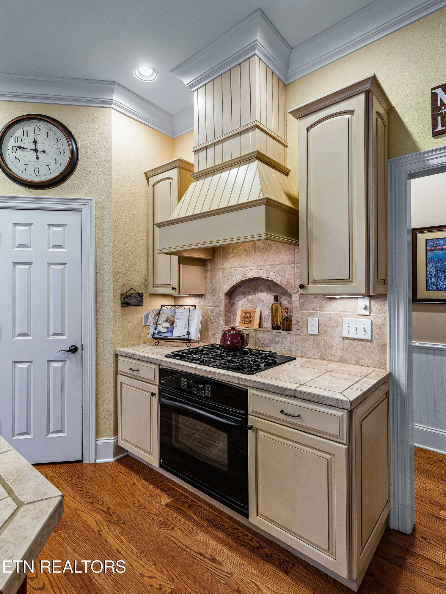 190 Lake Crest Drive, Lenoir City, TN - Fort Loudoun and Tellico Lake Real Estate - Image# 20