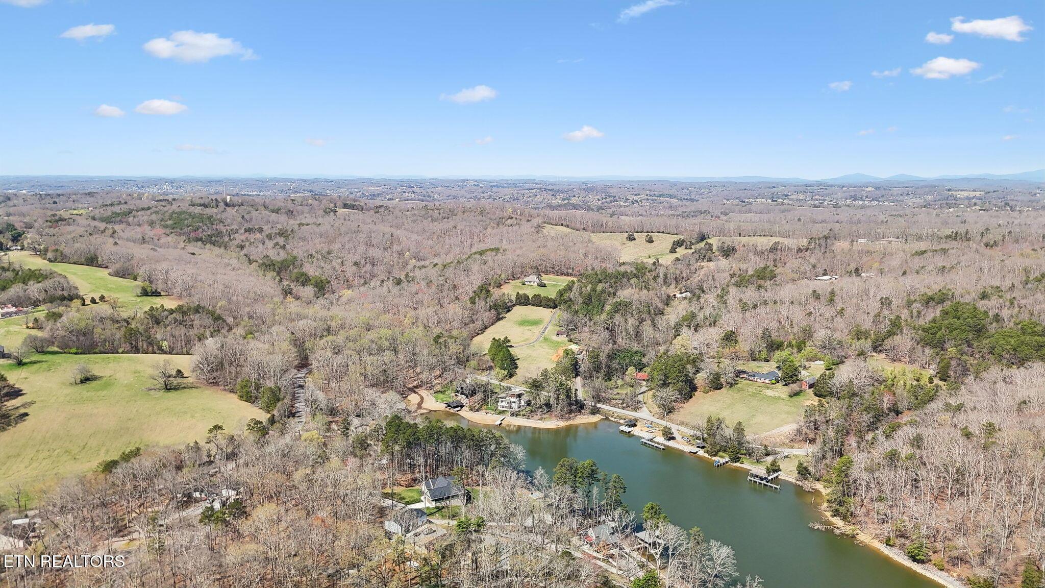 3798 Lakeland Drive, Lenoir City, TN - Fort Loudoun and Tellico Lake Real Estate - Image# 1