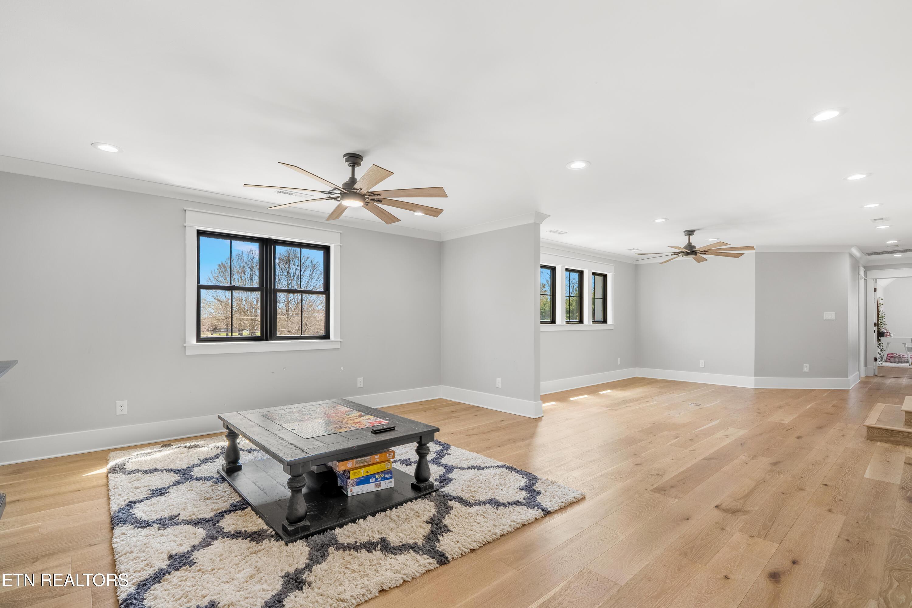 196 Lakeview Cove Drive, Loudon, TN - Fort Loudoun and Tellico Lake Real Estate - Image# 35