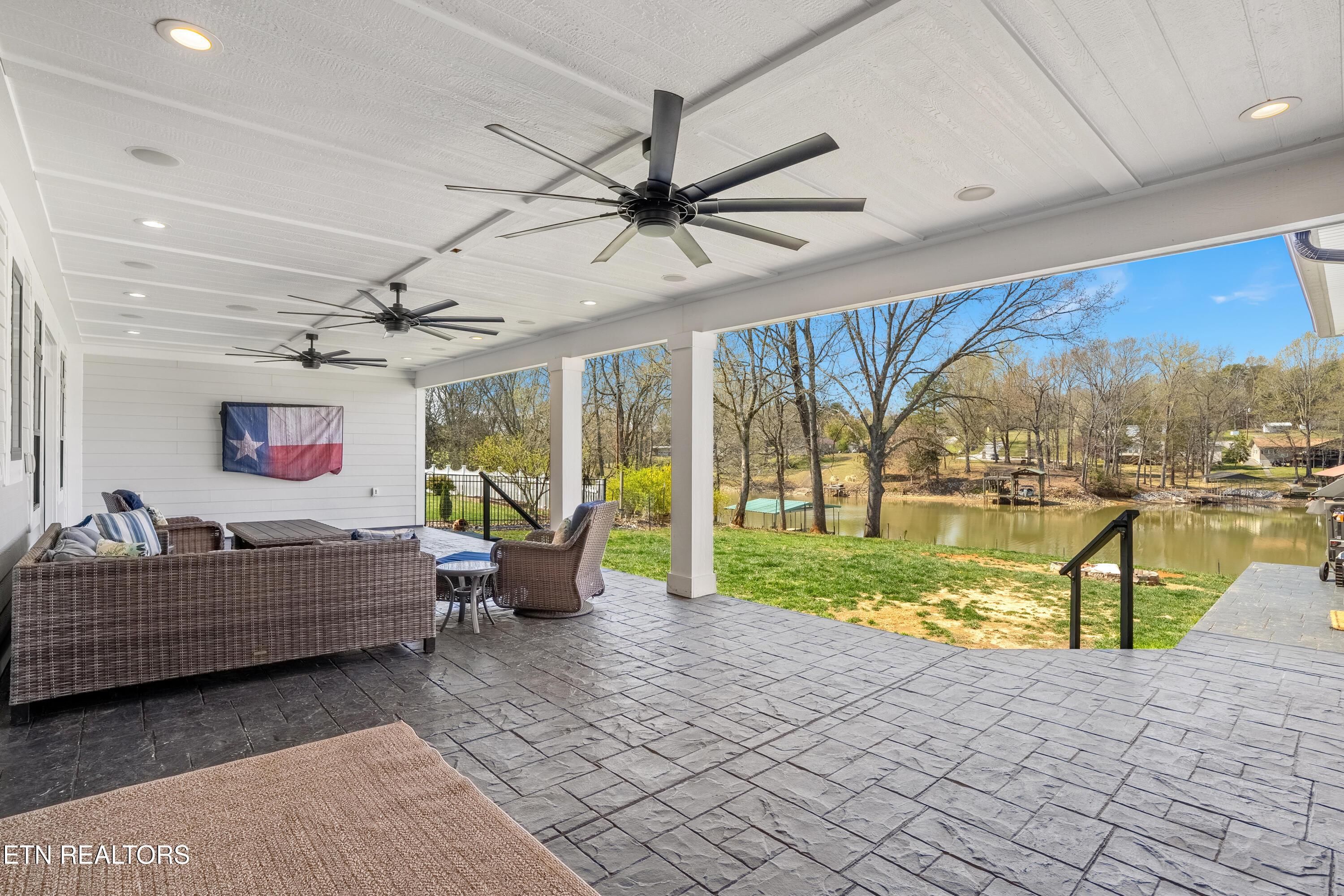 196 Lakeview Cove Drive, Loudon, TN - Fort Loudoun and Tellico Lake Real Estate - Image# 45