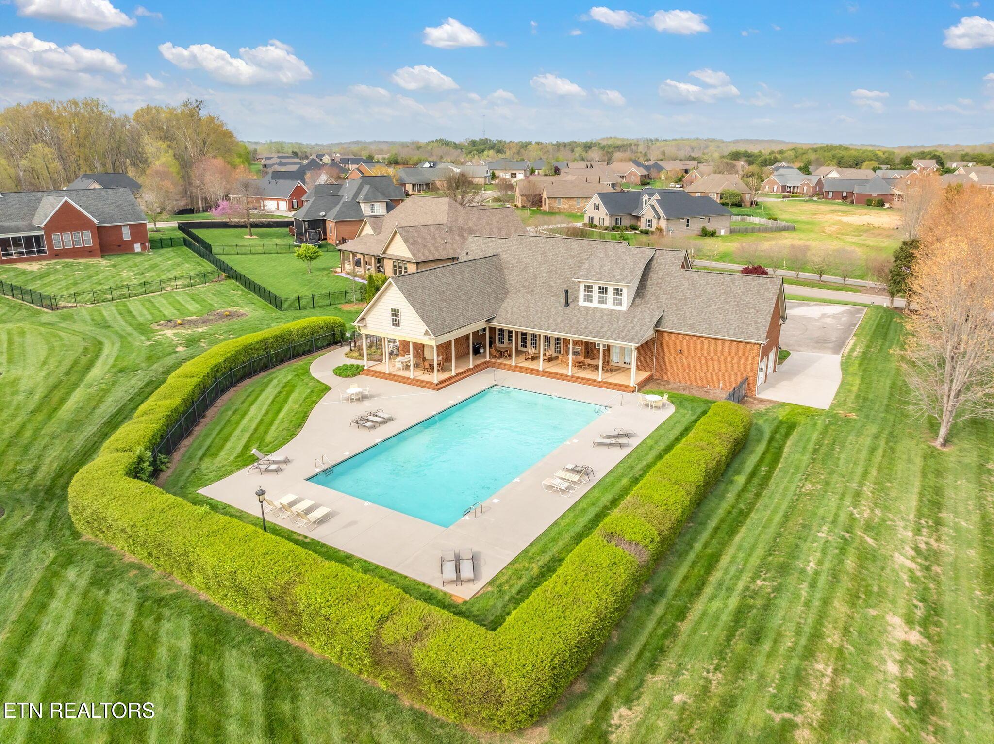 528 E Port Drive, Lenoir City, TN - Fort Loudoun and Tellico Lake Real Estate - Image# 46