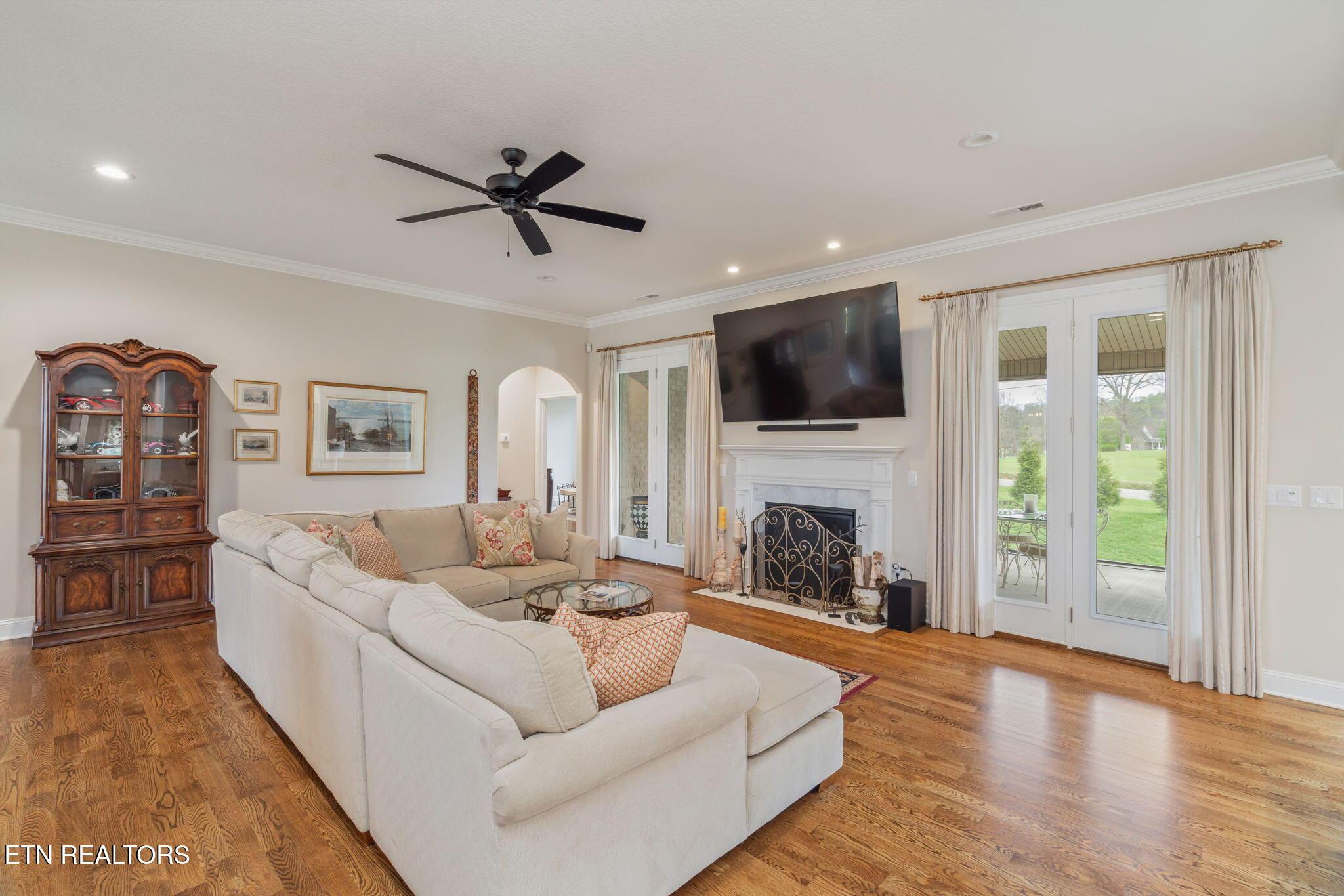 528 E Port Drive, Lenoir City, TN - Fort Loudoun and Tellico Lake Real Estate - Image# 13