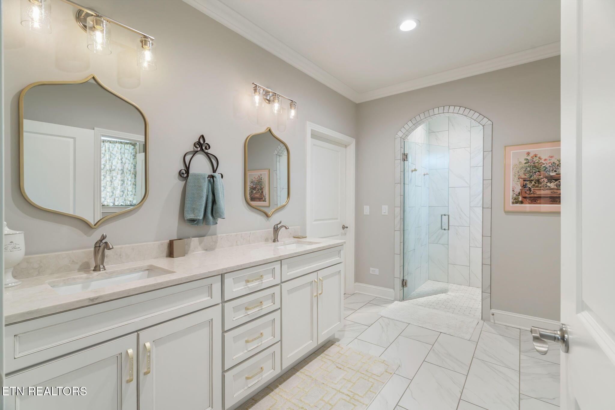 528 E Port Drive, Lenoir City, TN - Fort Loudoun and Tellico Lake Real Estate - Image# 27