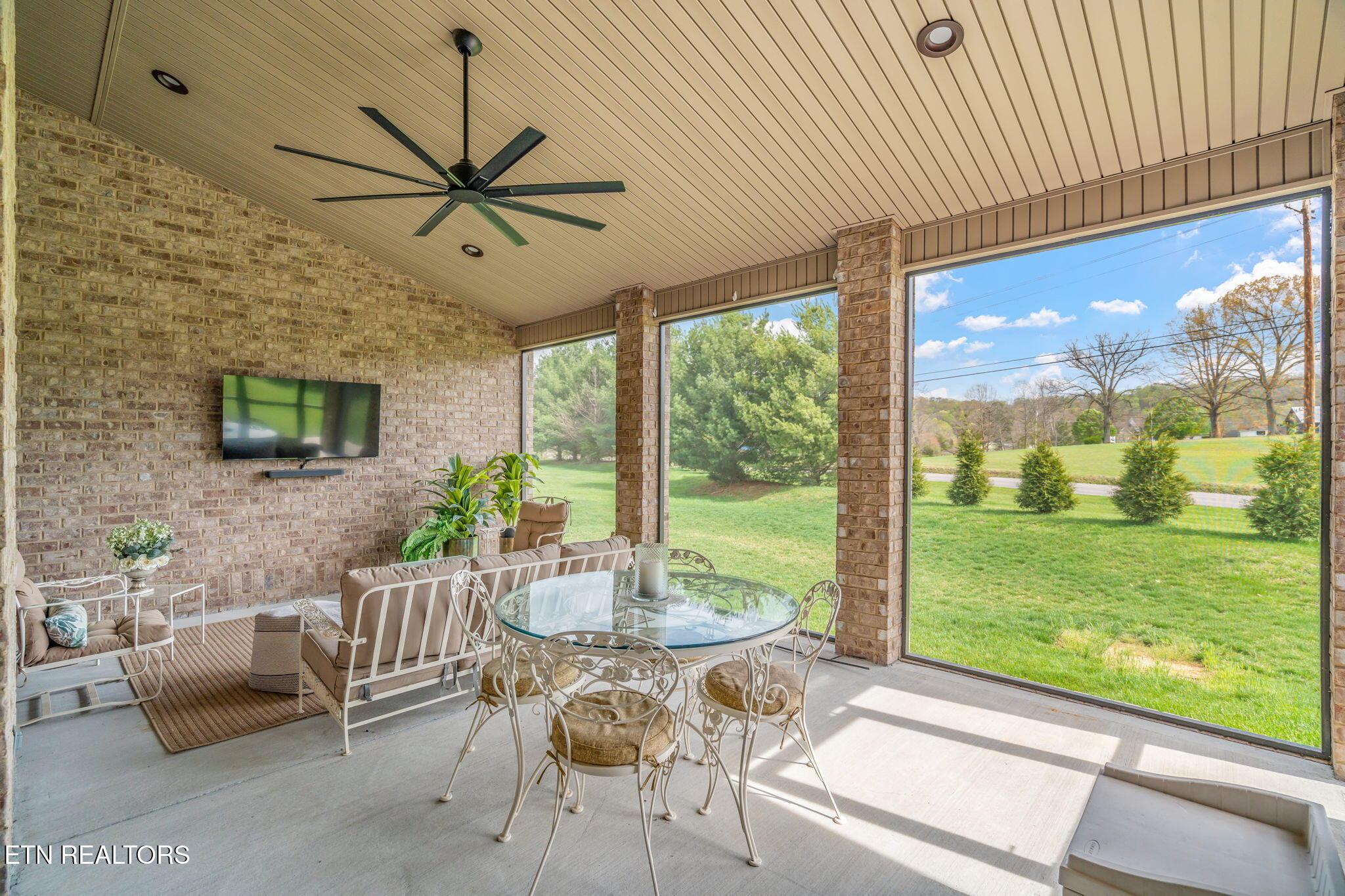 528 E Port Drive, Lenoir City, TN - Fort Loudoun and Tellico Lake Real Estate - Image# 23
