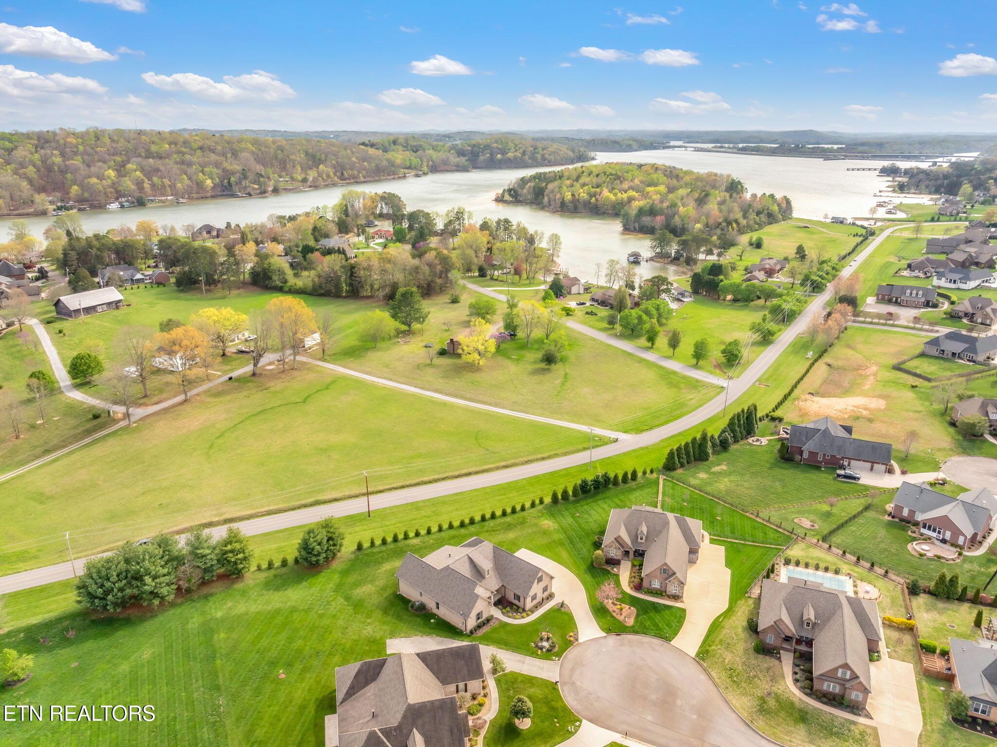 528 E Port Drive, Lenoir City, TN - Fort Loudoun and Tellico Lake Real Estate - Image# 52