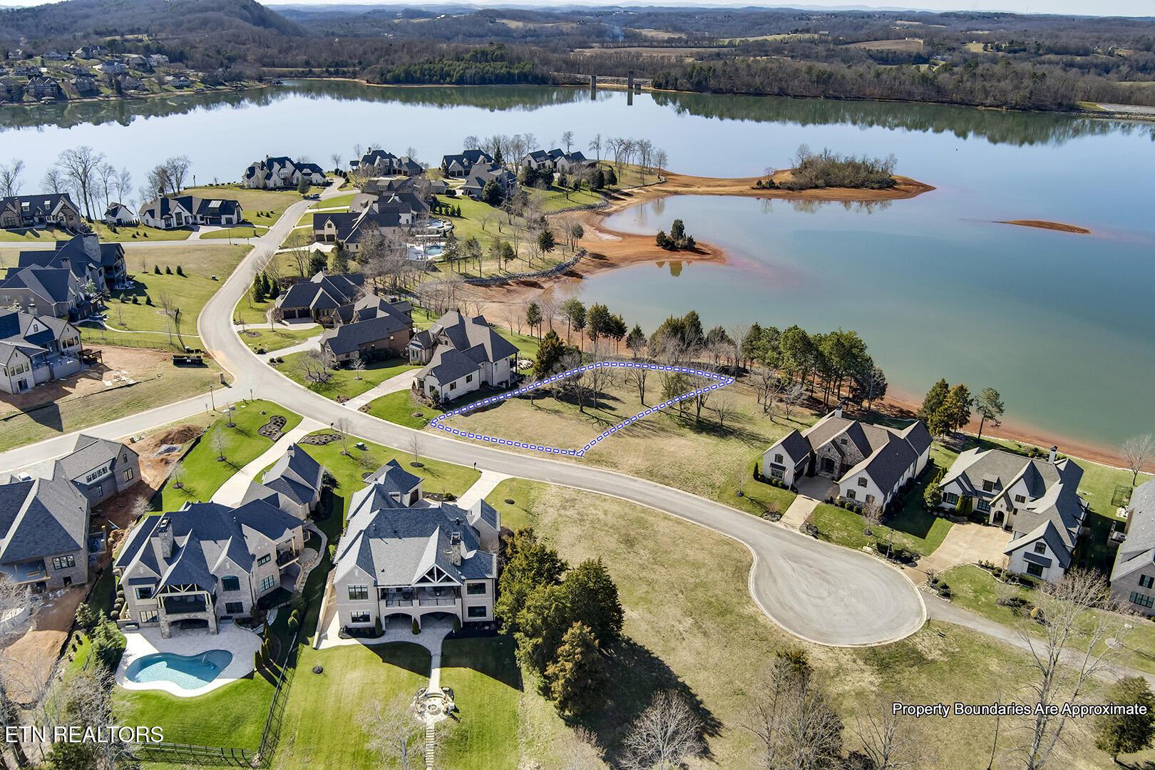 272 Edgewater Way, Lenoir City, TN - Fort Loudoun and Tellico Lake Real Estate - Image# 16