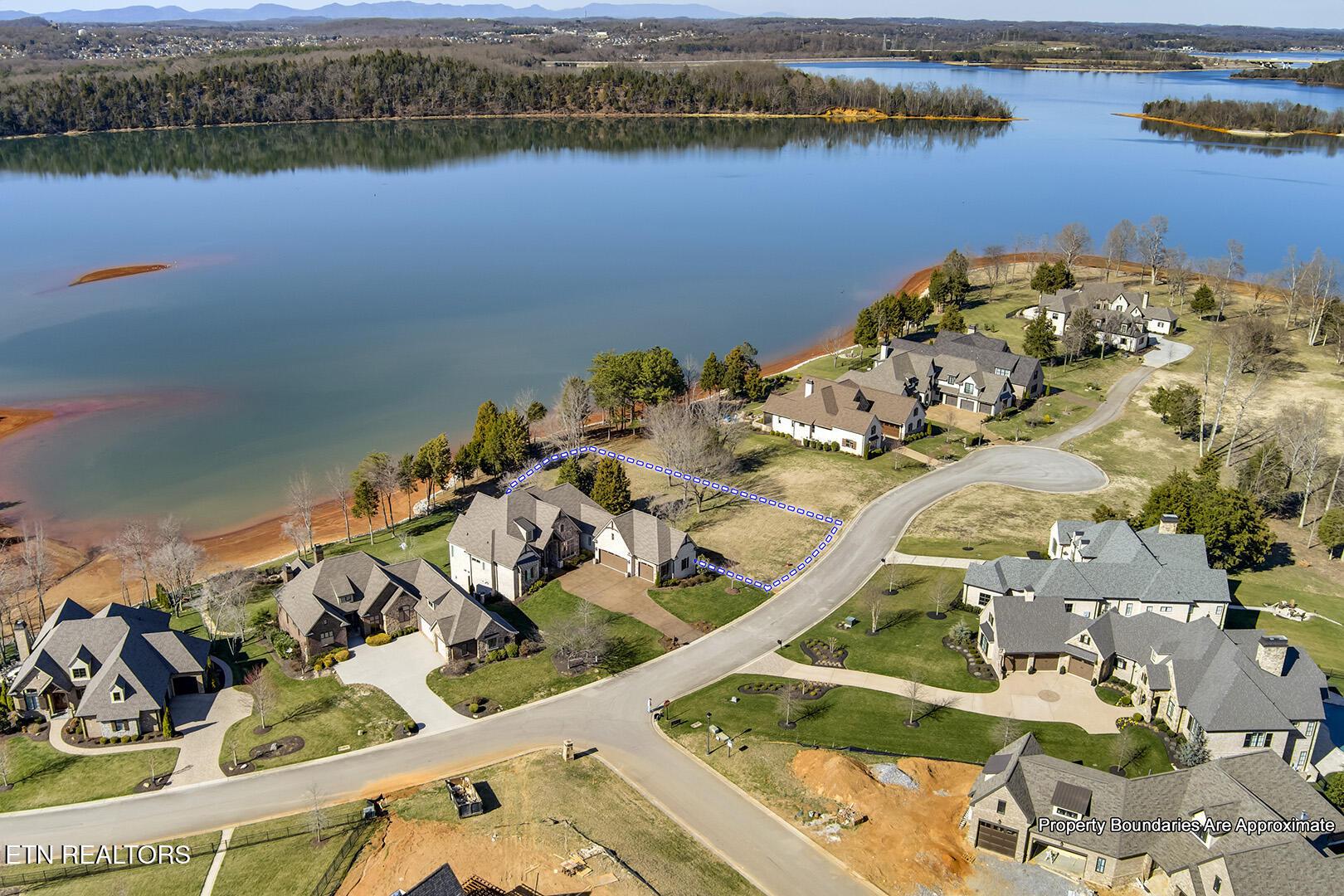 272 Edgewater Way, Lenoir City, TN - Fort Loudoun and Tellico Lake Real Estate - Image# 22