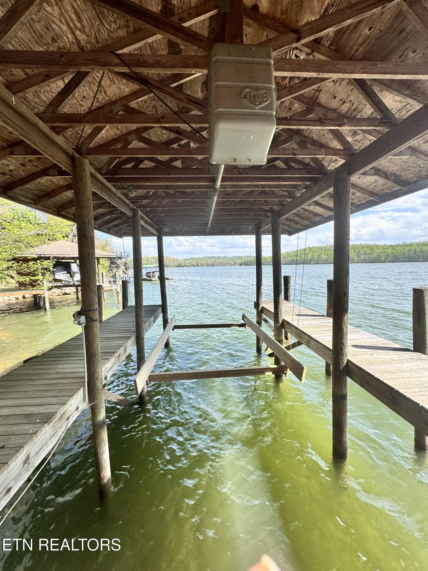 108 Tigitsi Lane, Loudon, TN - Fort Loudoun and Tellico Lake Real Estate - Image# 8