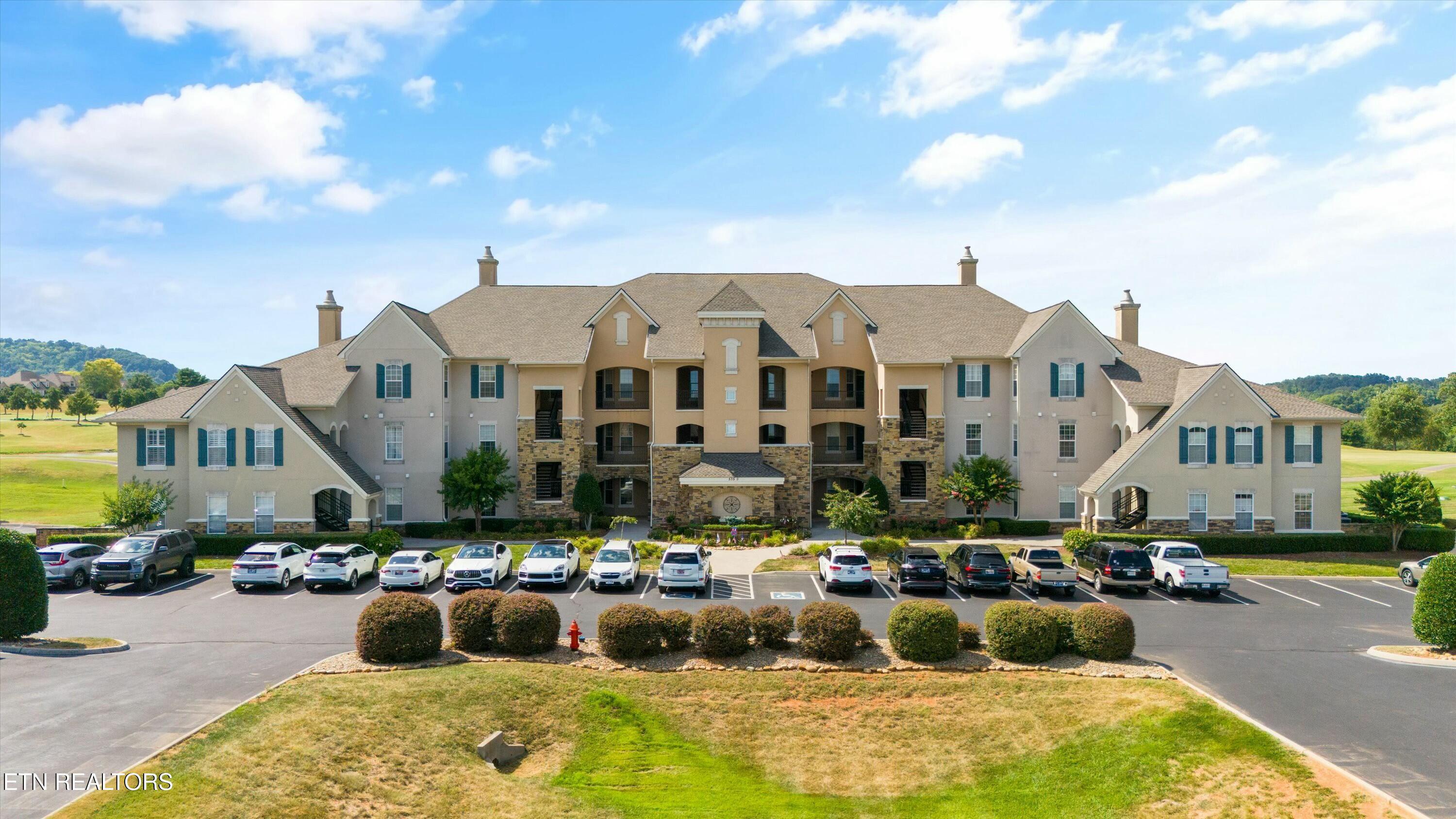 535 Rarity Bay Pkwy, Vonore, TN - Fort Loudoun and Tellico Lake Real Estate - Image# 18
