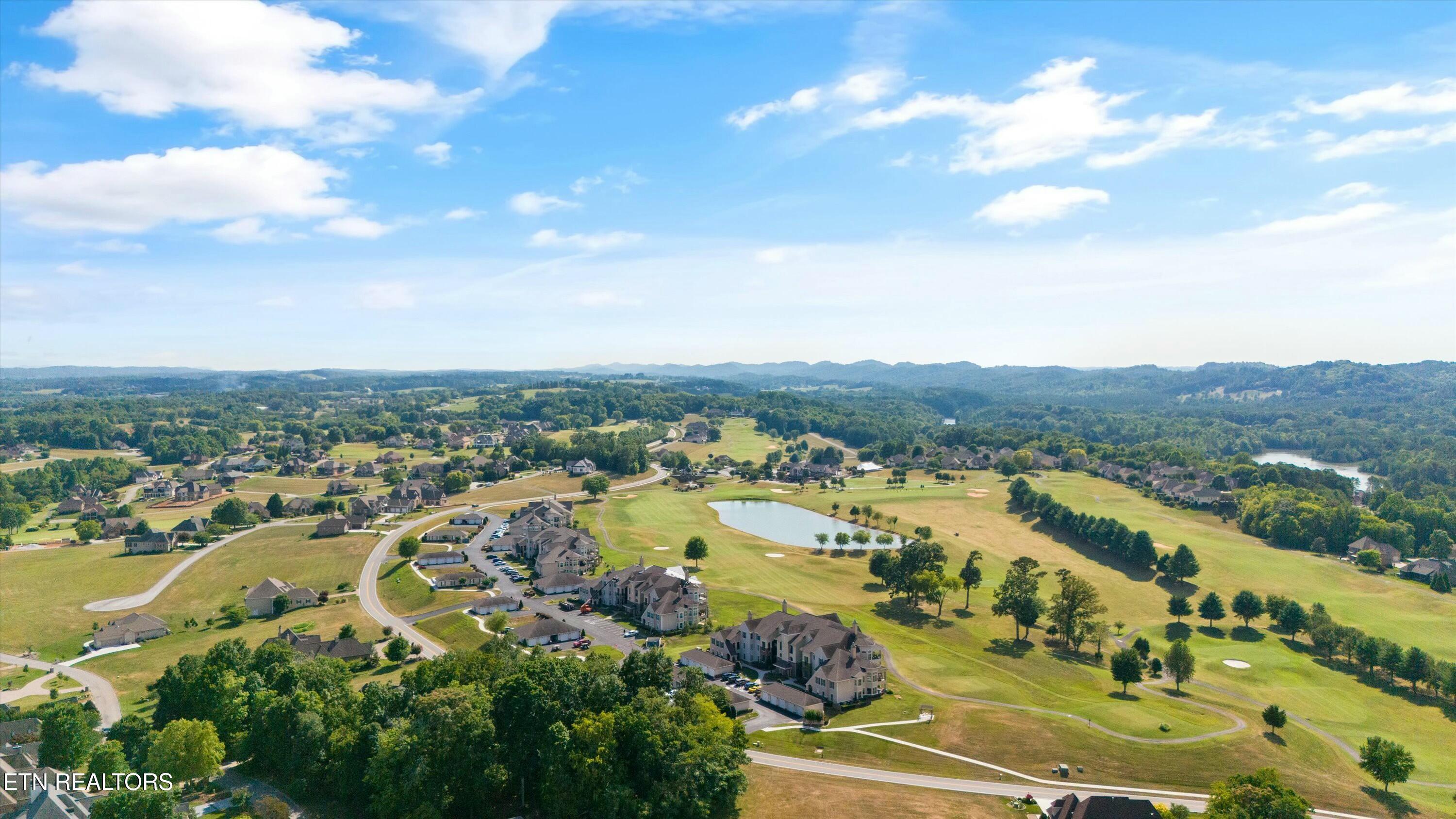 535 Rarity Bay Pkwy, Vonore, TN - Fort Loudoun and Tellico Lake Real Estate - Image# 20