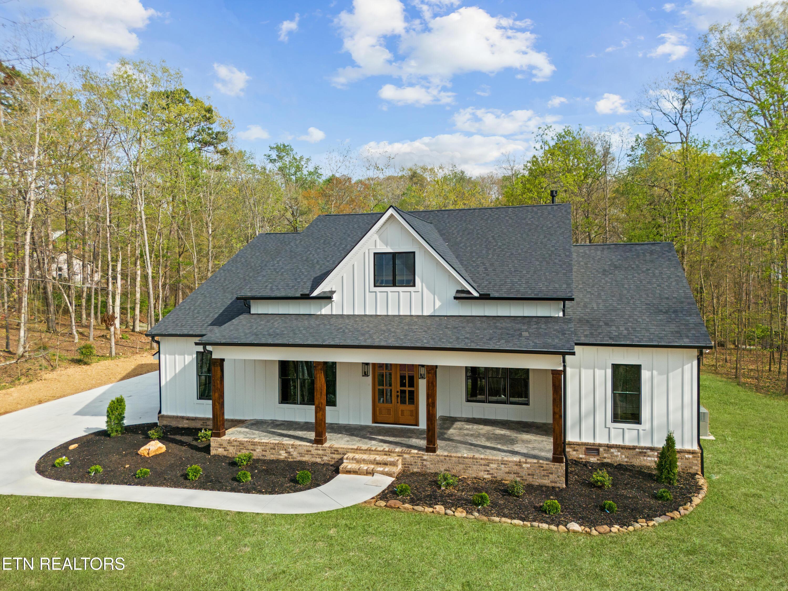 1139 N Sequoyah Drive, Friendsville, TN - Fort Loudoun and Tellico Lake Real Estate - Image# 1