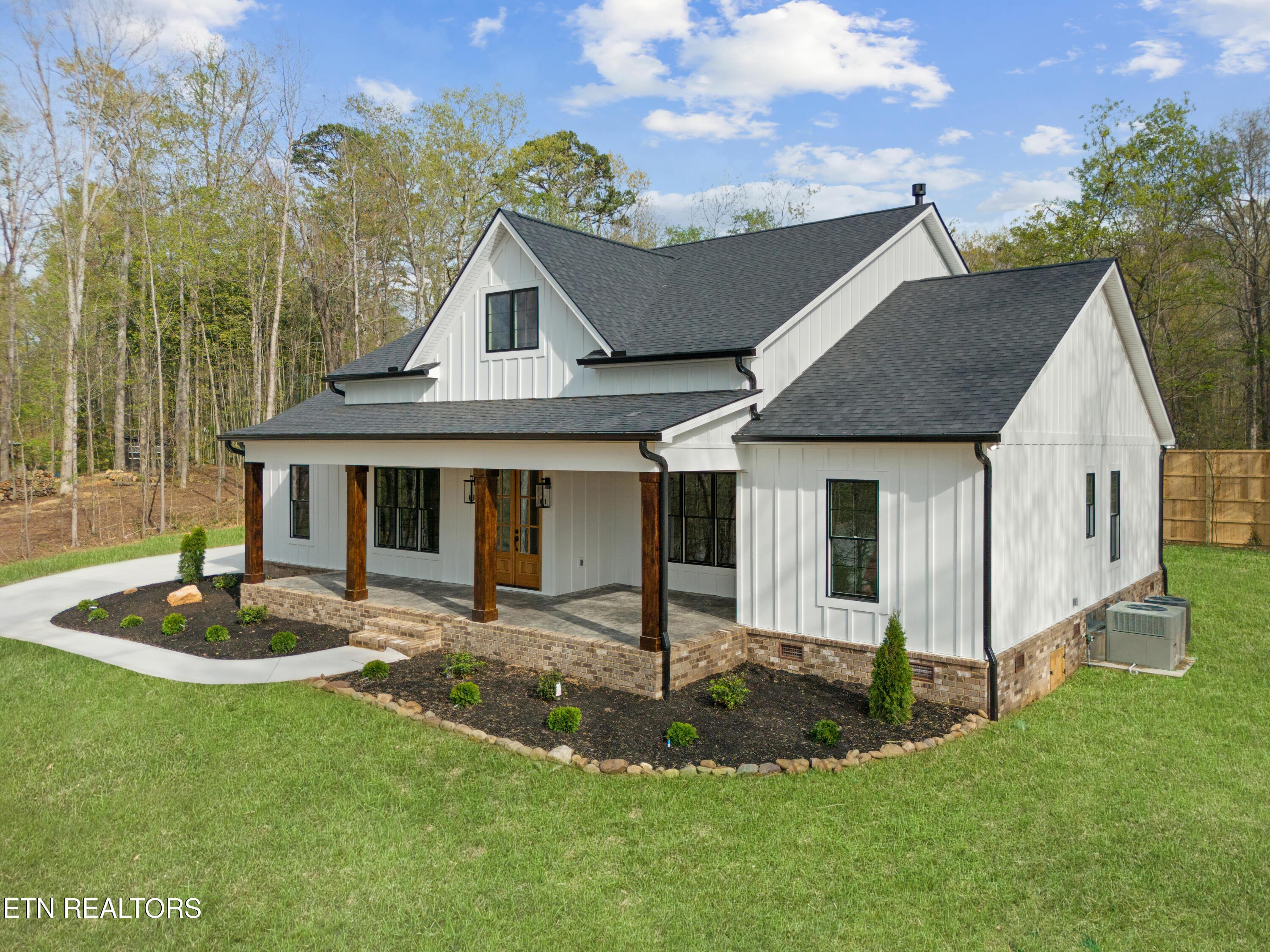 1139 N Sequoyah Drive, Friendsville, TN - Fort Loudoun and Tellico Lake Real Estate - Image# 3