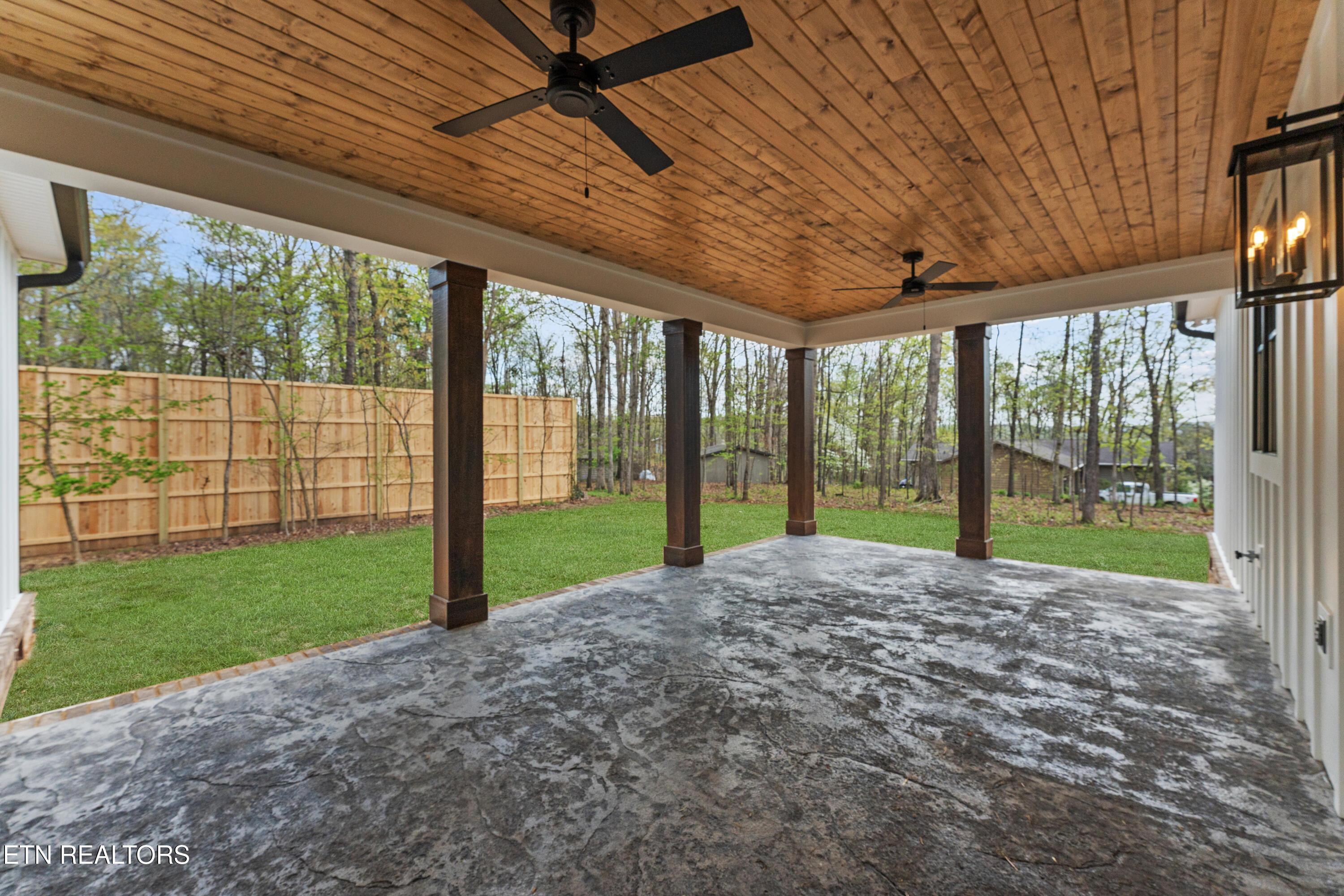 1139 N Sequoyah Drive, Friendsville, TN - Fort Loudoun and Tellico Lake Real Estate - Image# 46