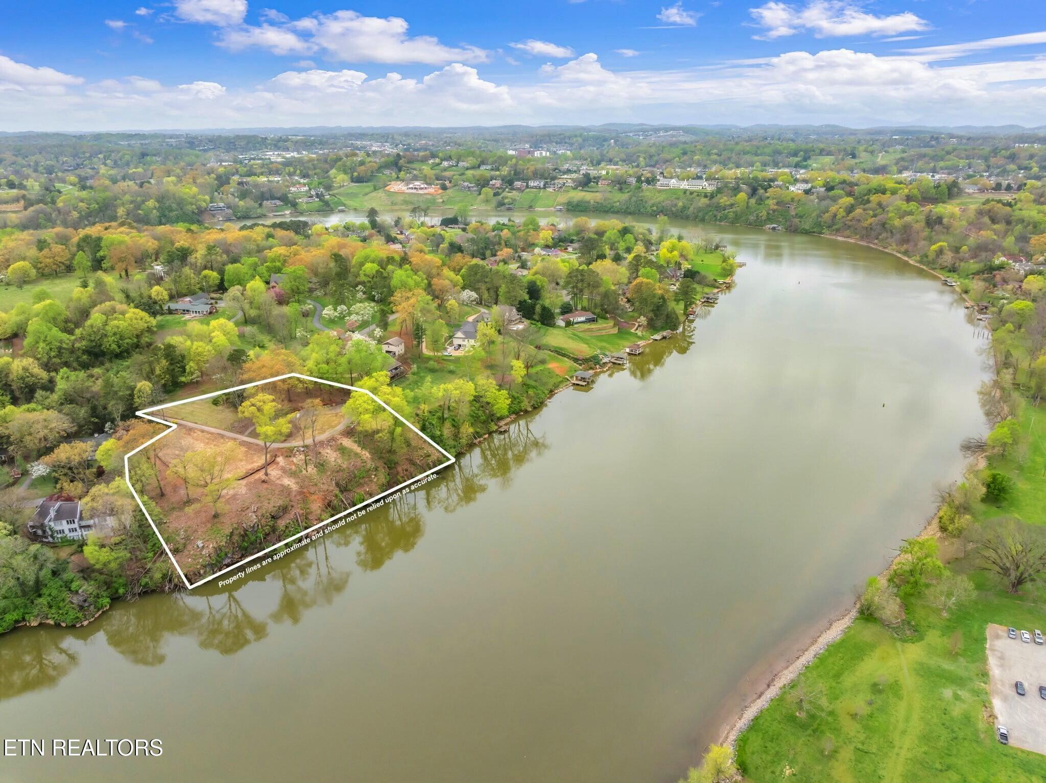 3516 Blow Drive, Knoxville, TN - Fort Loudoun and Tellico Lake Real Estate - Image# 17