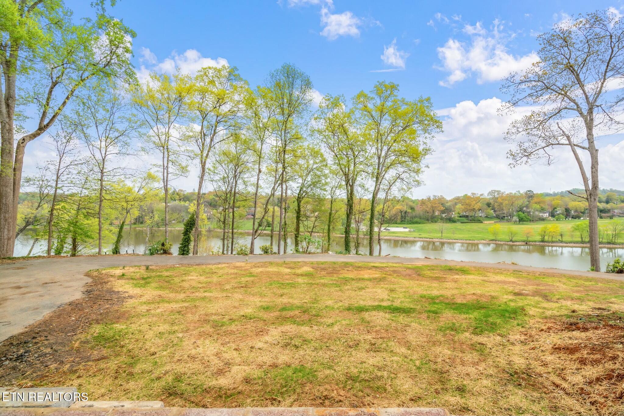 3516 Blow Drive, Knoxville, TN - Fort Loudoun and Tellico Lake Real Estate - Image# 12