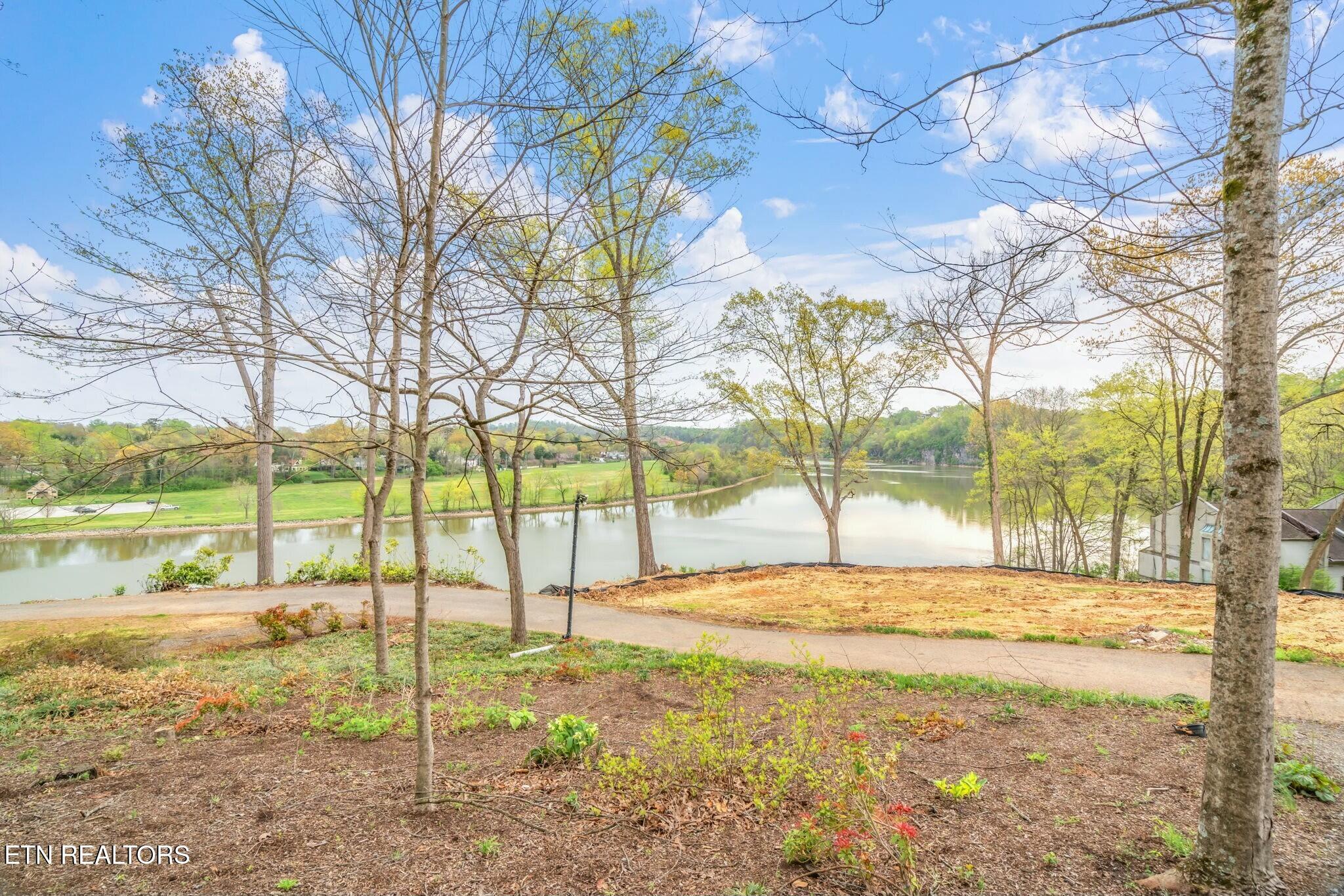 3516 Blow Drive, Knoxville, TN - Fort Loudoun and Tellico Lake Real Estate - Image# 1