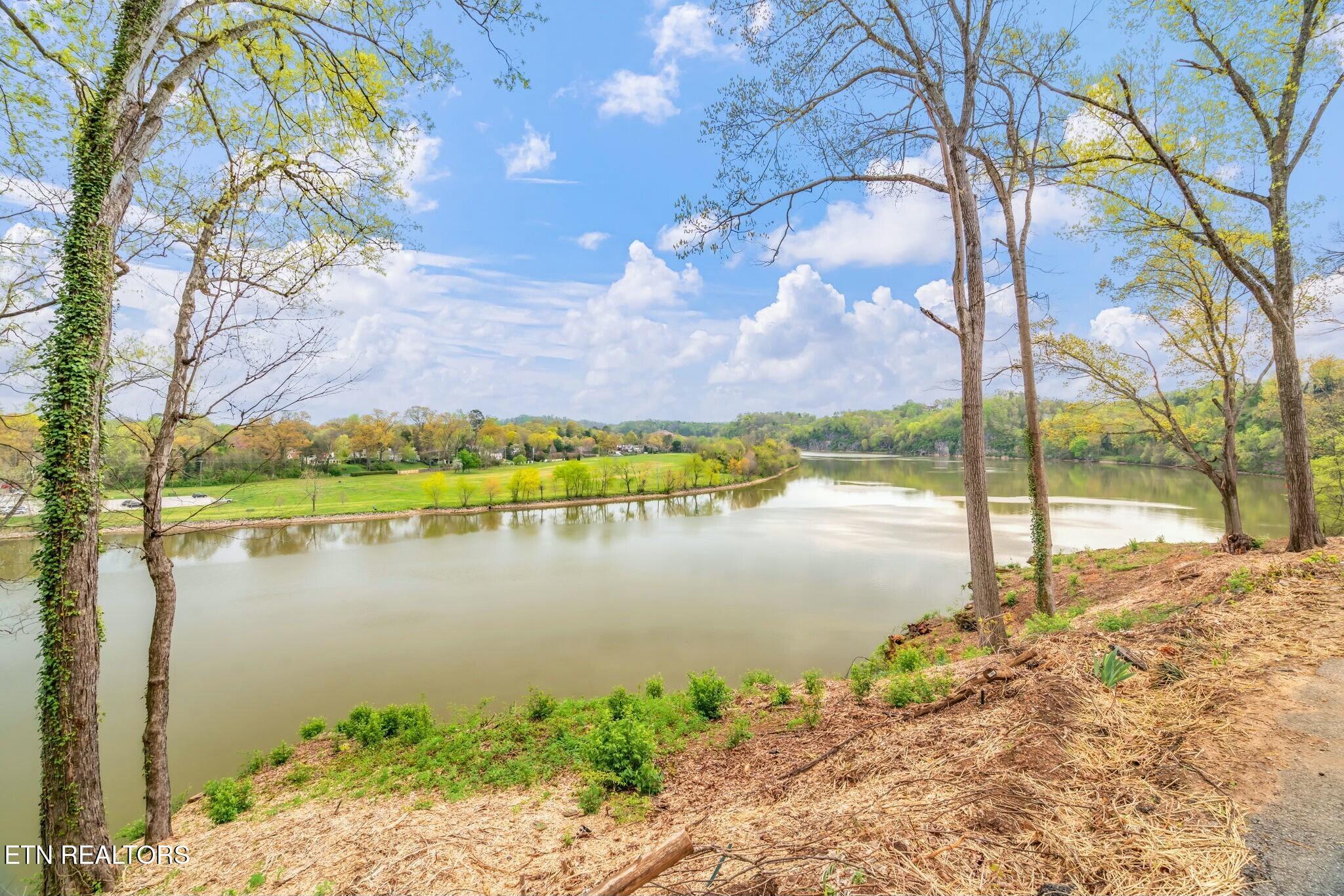 3516 Blow Drive, Knoxville, TN - Fort Loudoun and Tellico Lake Real Estate - Image# 9